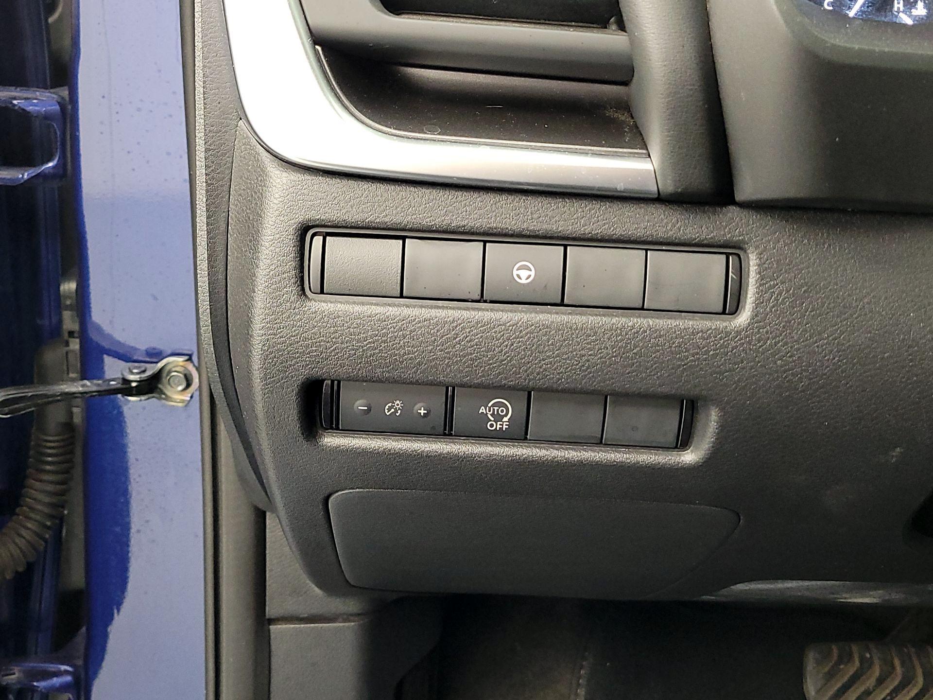 Thumbnail: 2023 Nissan Rogue - 13