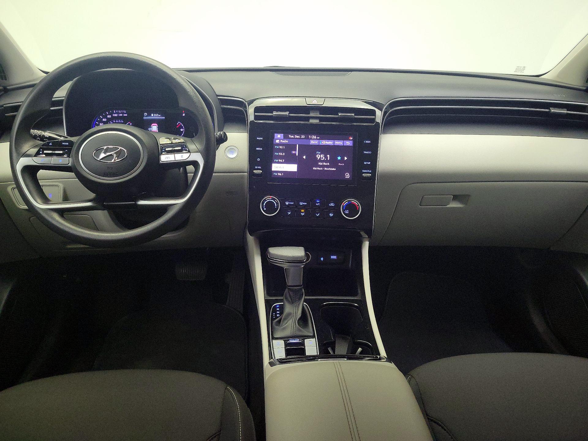 Thumbnail: 2023 Hyundai Tucson - 9