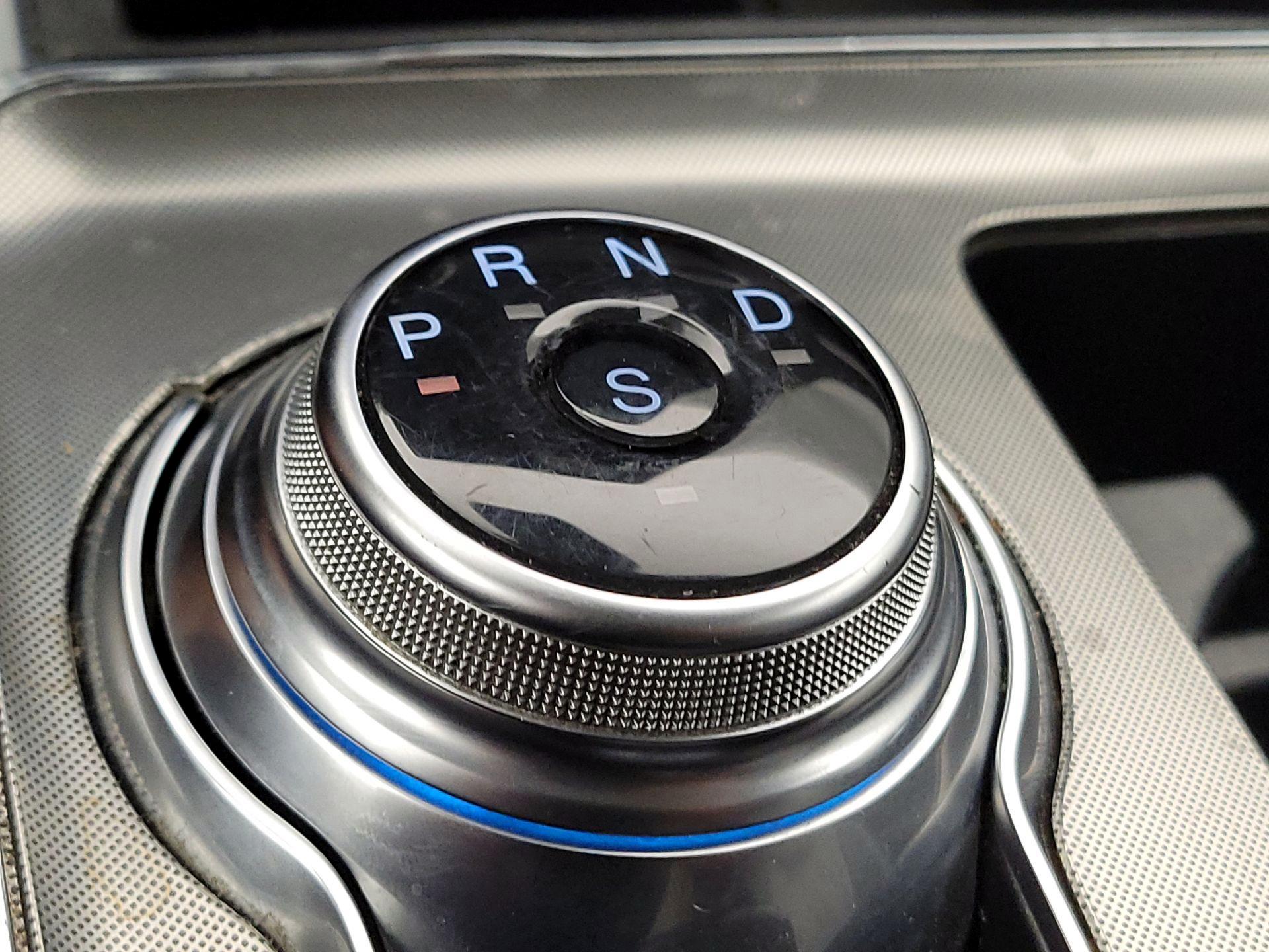 Thumbnail: 2022 Ford Edge - 17