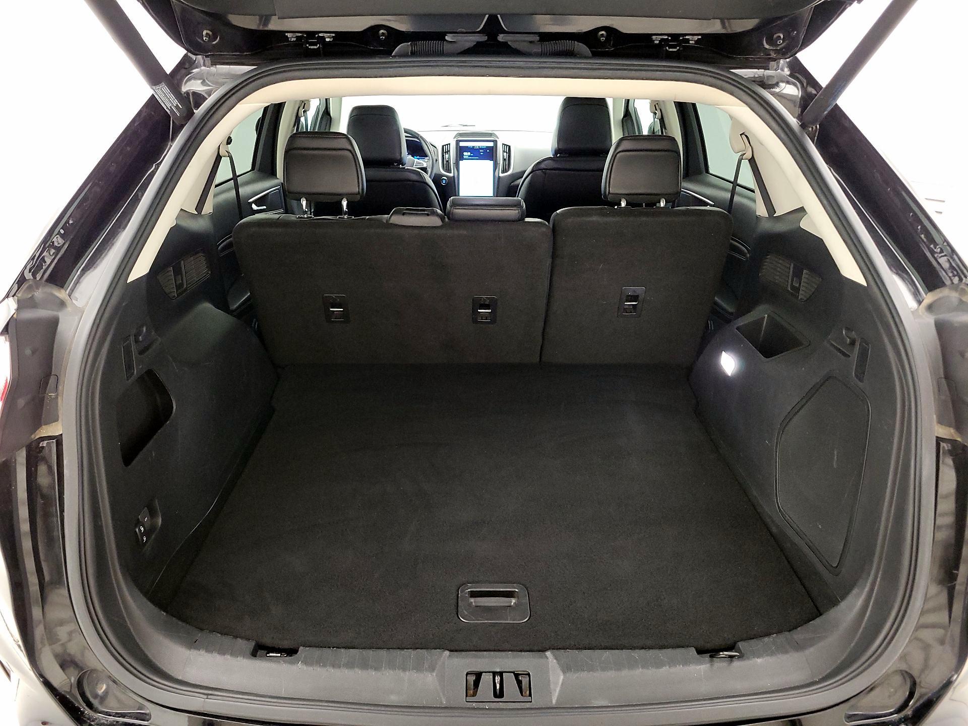 Thumbnail: 2022 Ford Edge - 20