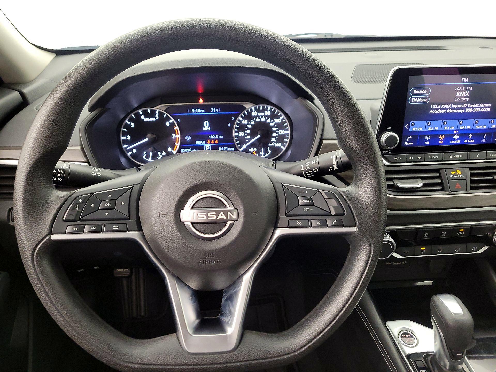 Thumbnail: 2023 Nissan Altima - 10