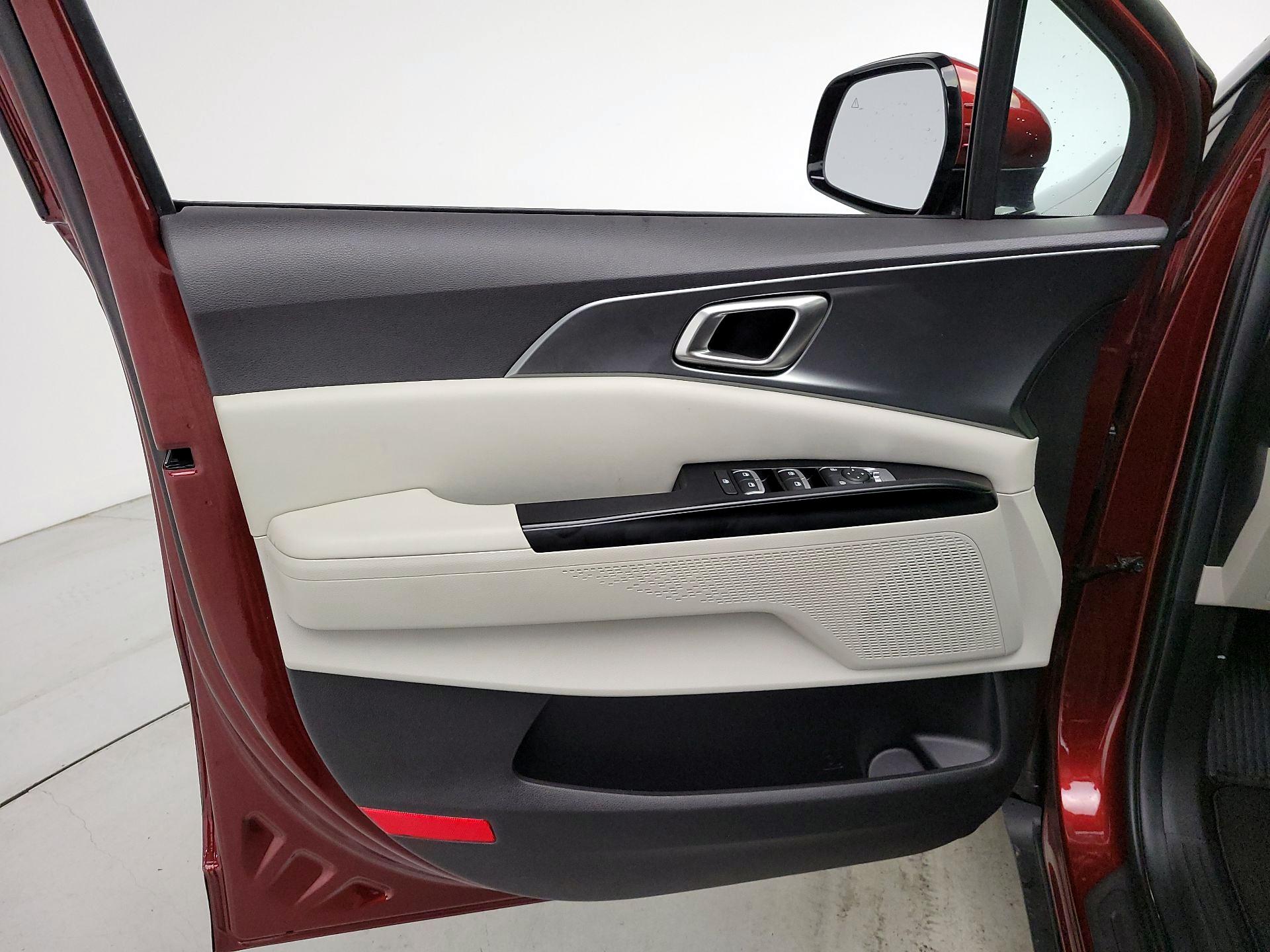 Thumbnail: 2024 Kia Carnival - 12