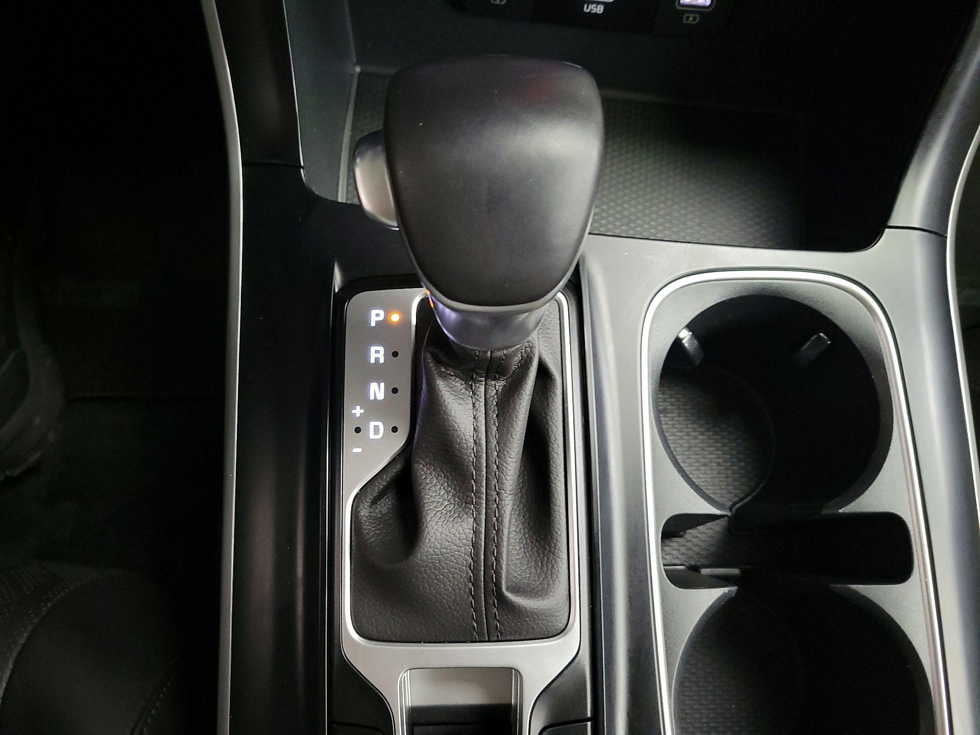 Thumbnail: 2024 Kia Carnival - 17