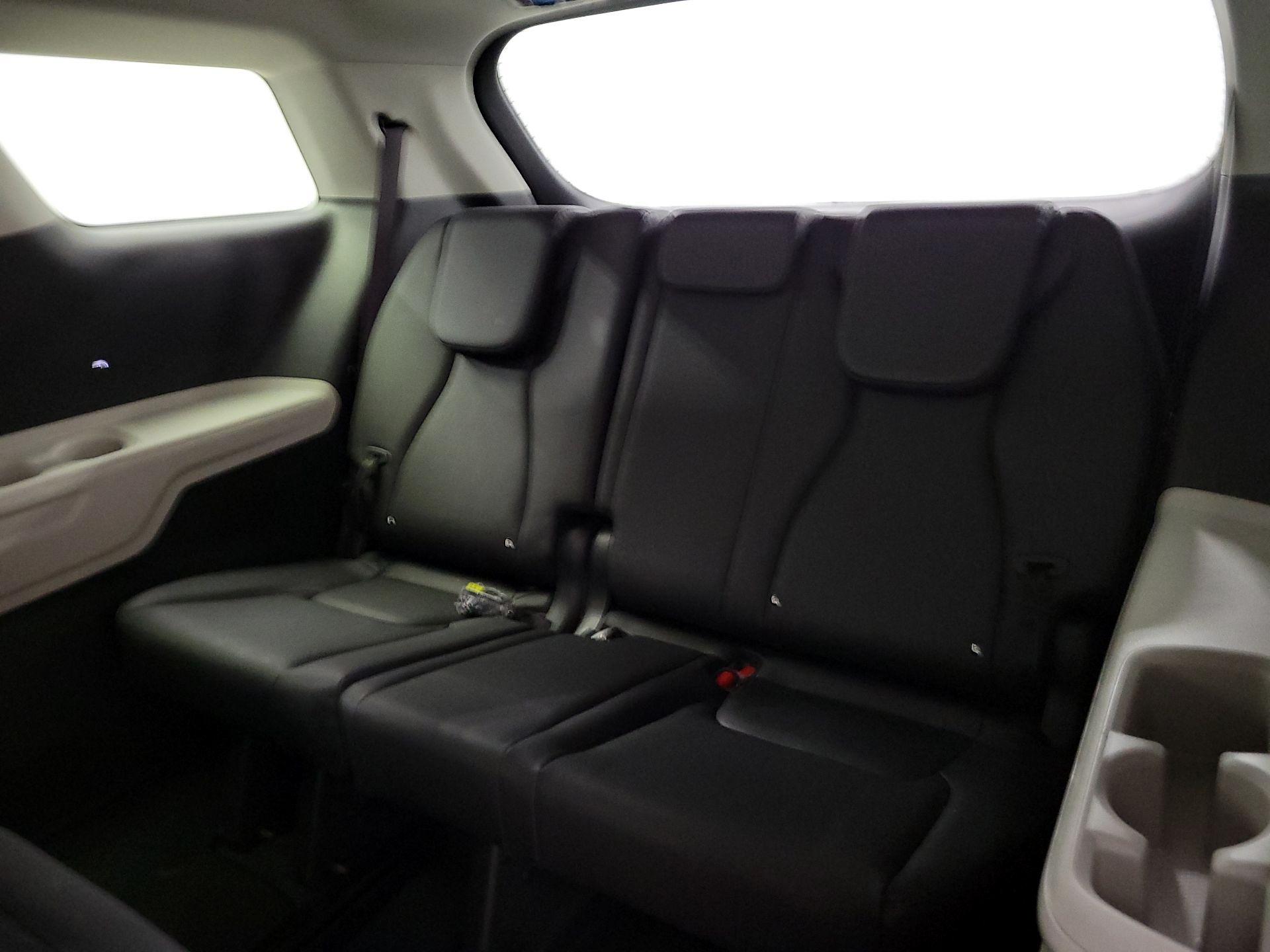 Thumbnail: 2024 Kia Carnival - 20