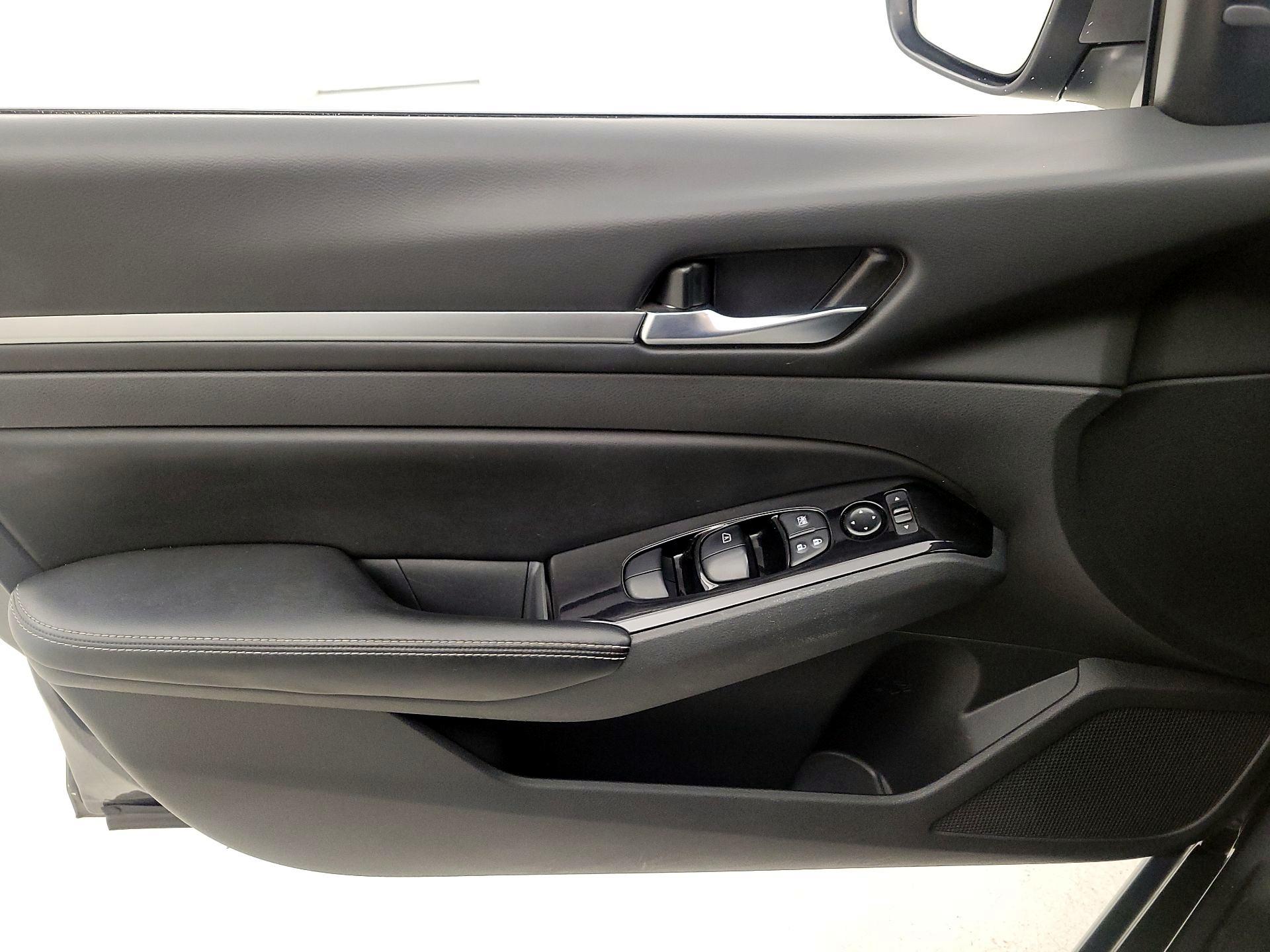 Thumbnail: 2023 Nissan Altima - 12