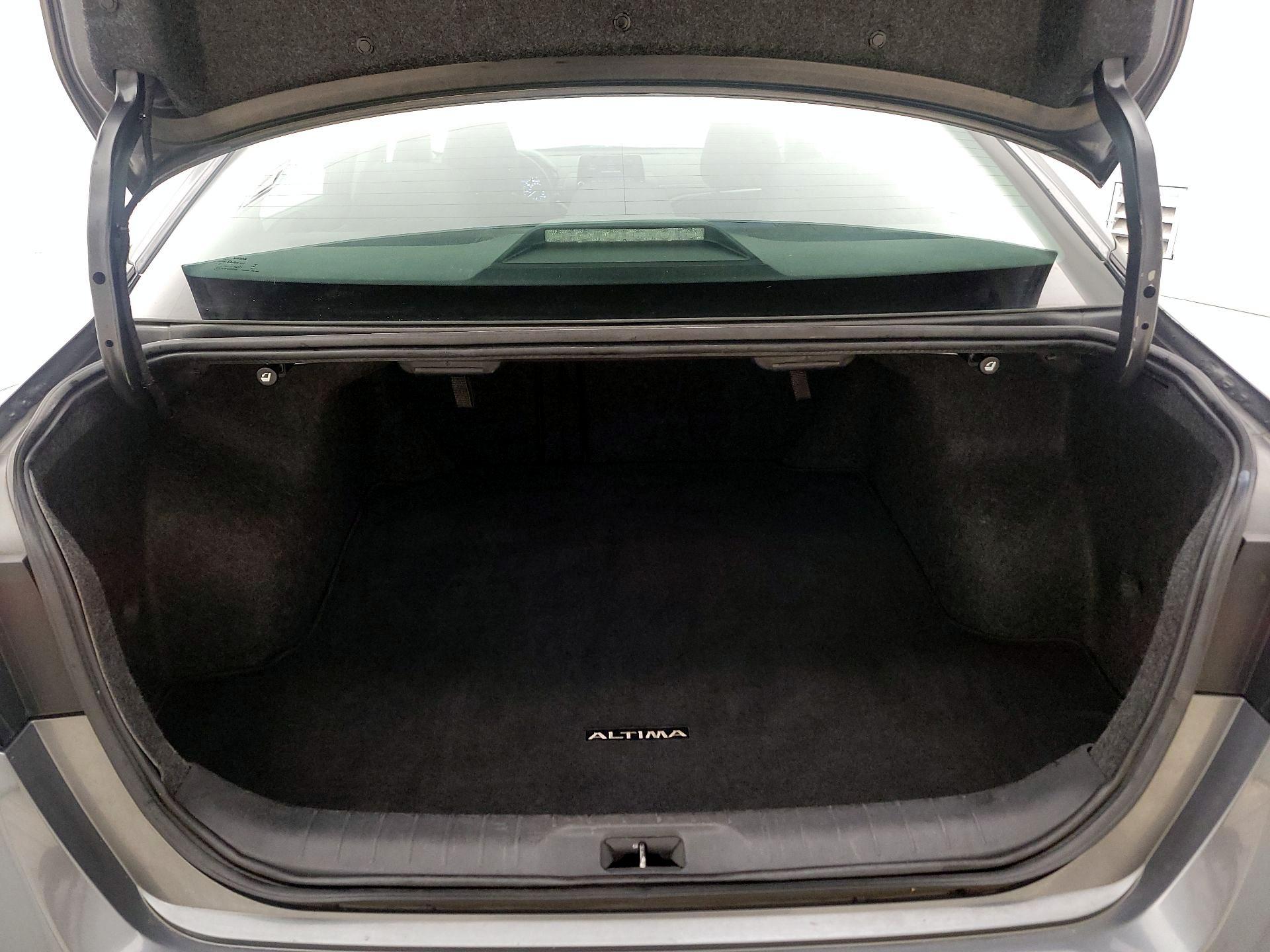 Thumbnail: 2023 Nissan Altima - 20