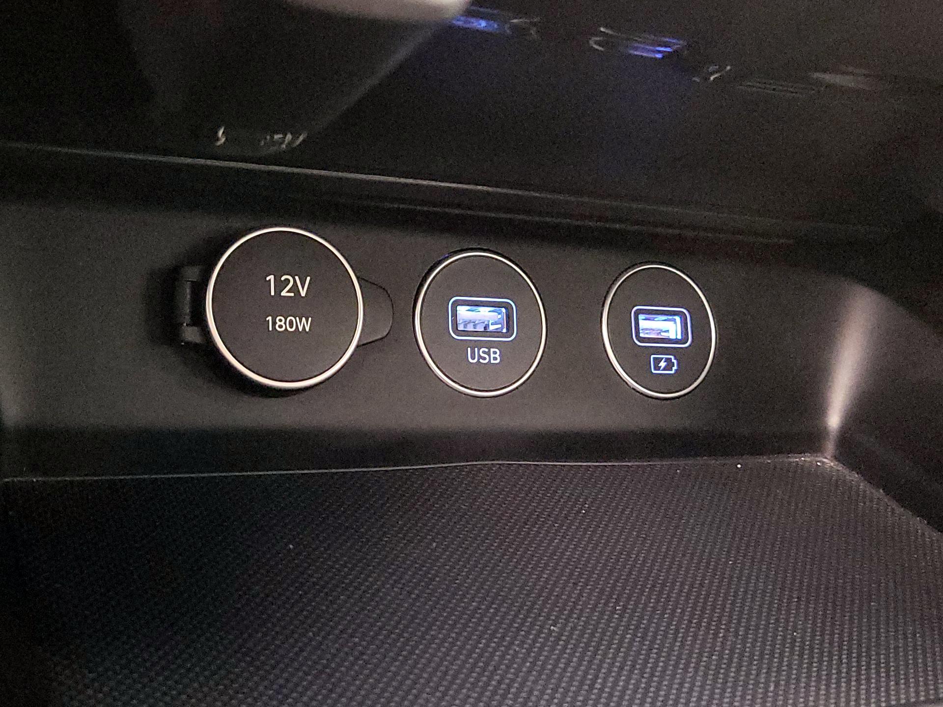 Thumbnail: 2023 Genesis G70 - 19