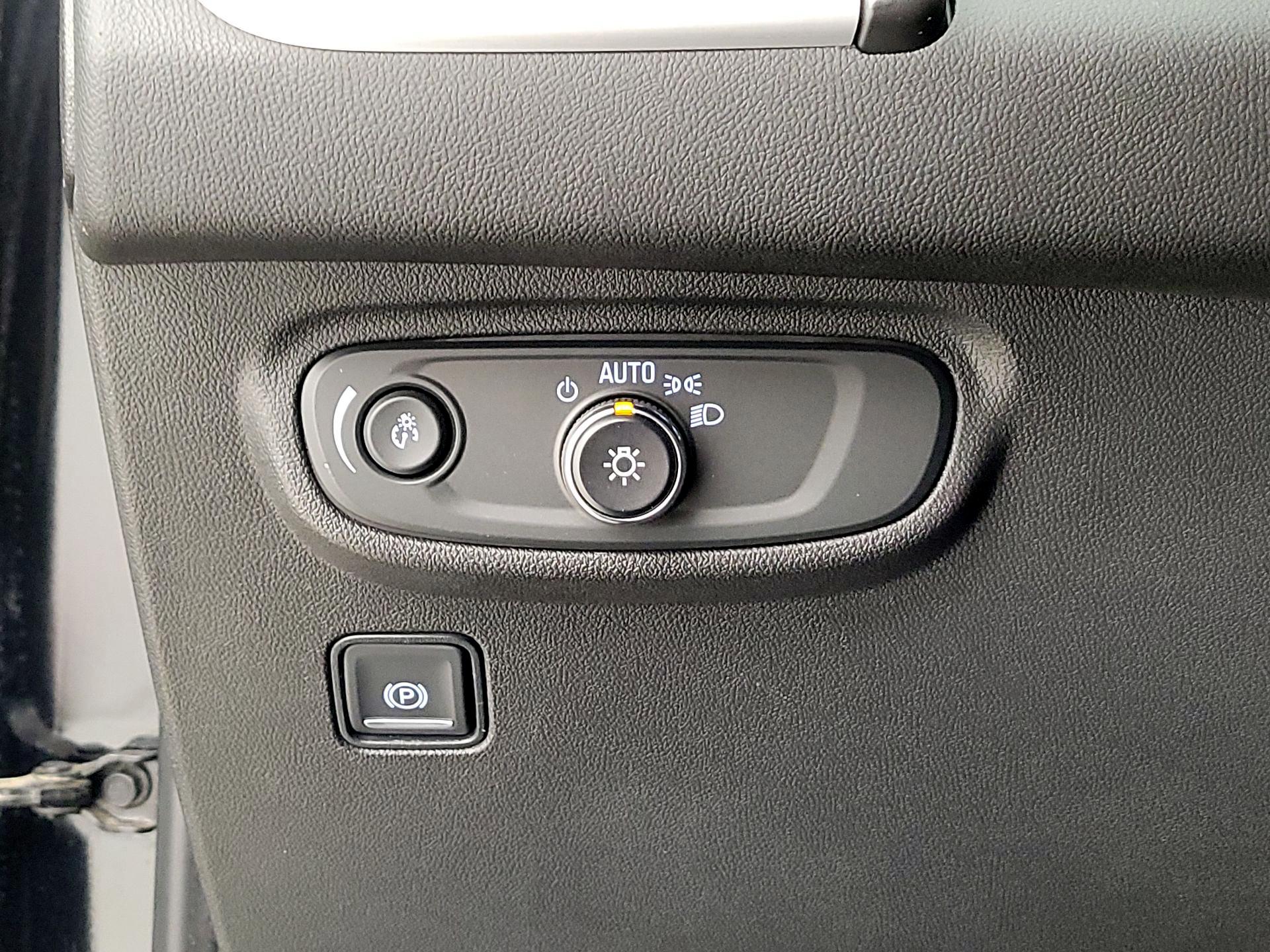 Thumbnail: 2022 GMC Terrain - 13