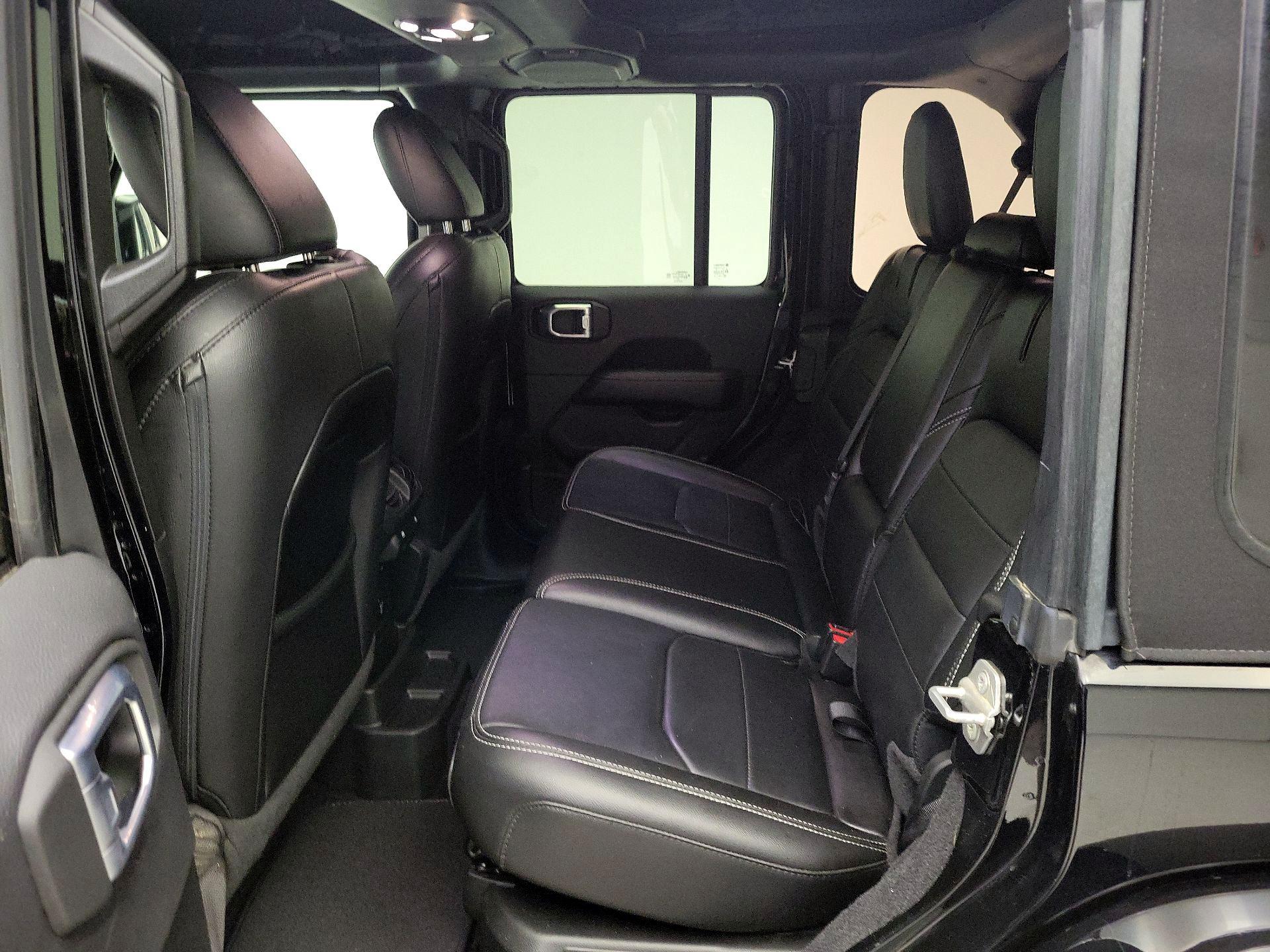 Thumbnail: 2022 Jeep Wrangler - 20