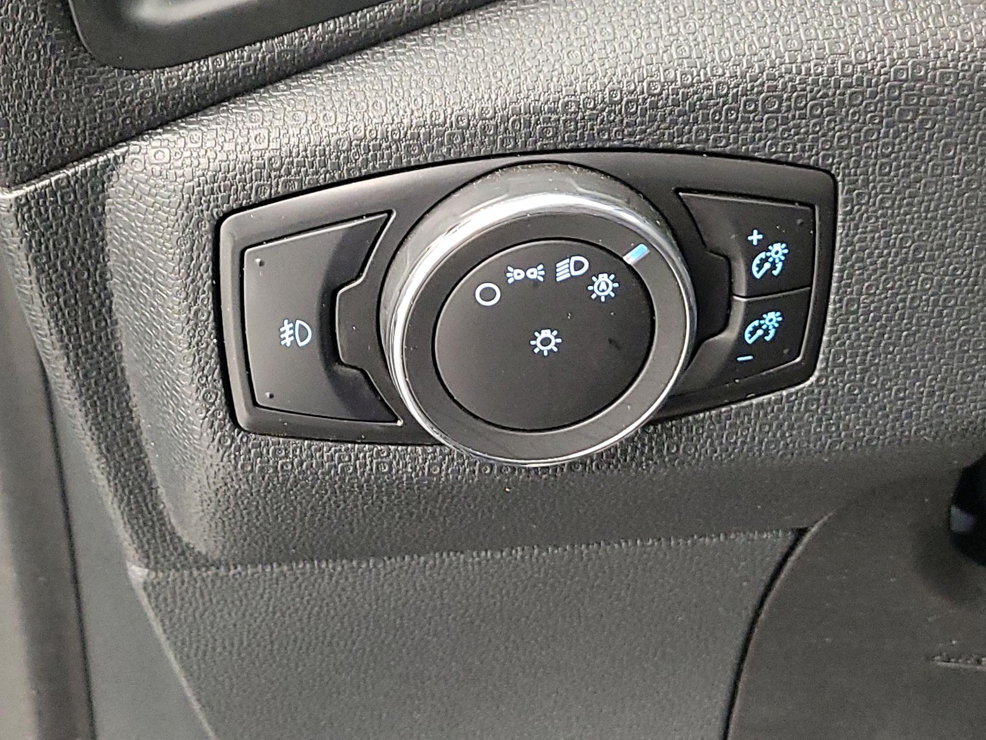 Thumbnail: 2021 Ford EcoSport - 13