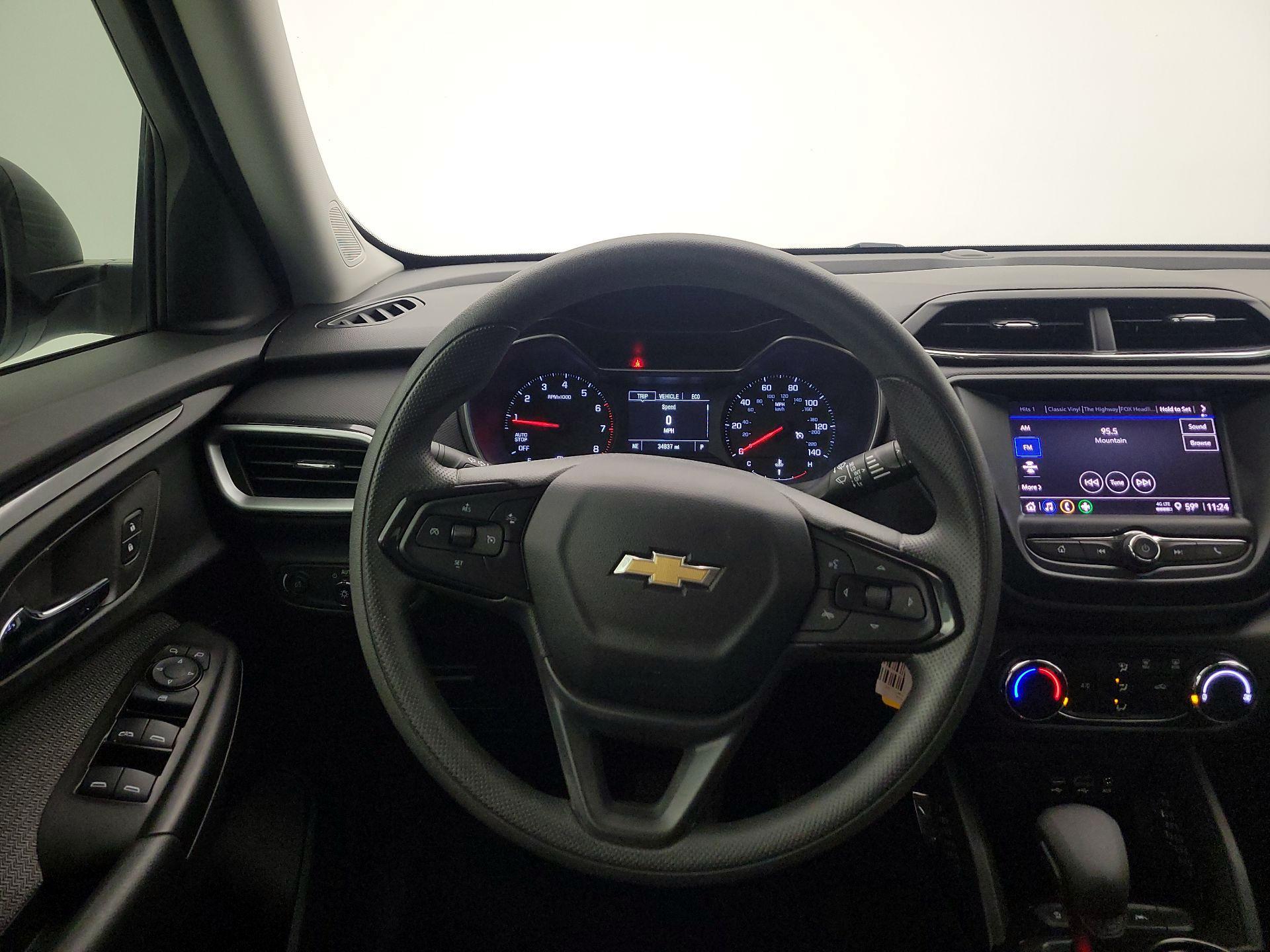 Thumbnail: 2023 Chevrolet TrailBlazer - 10