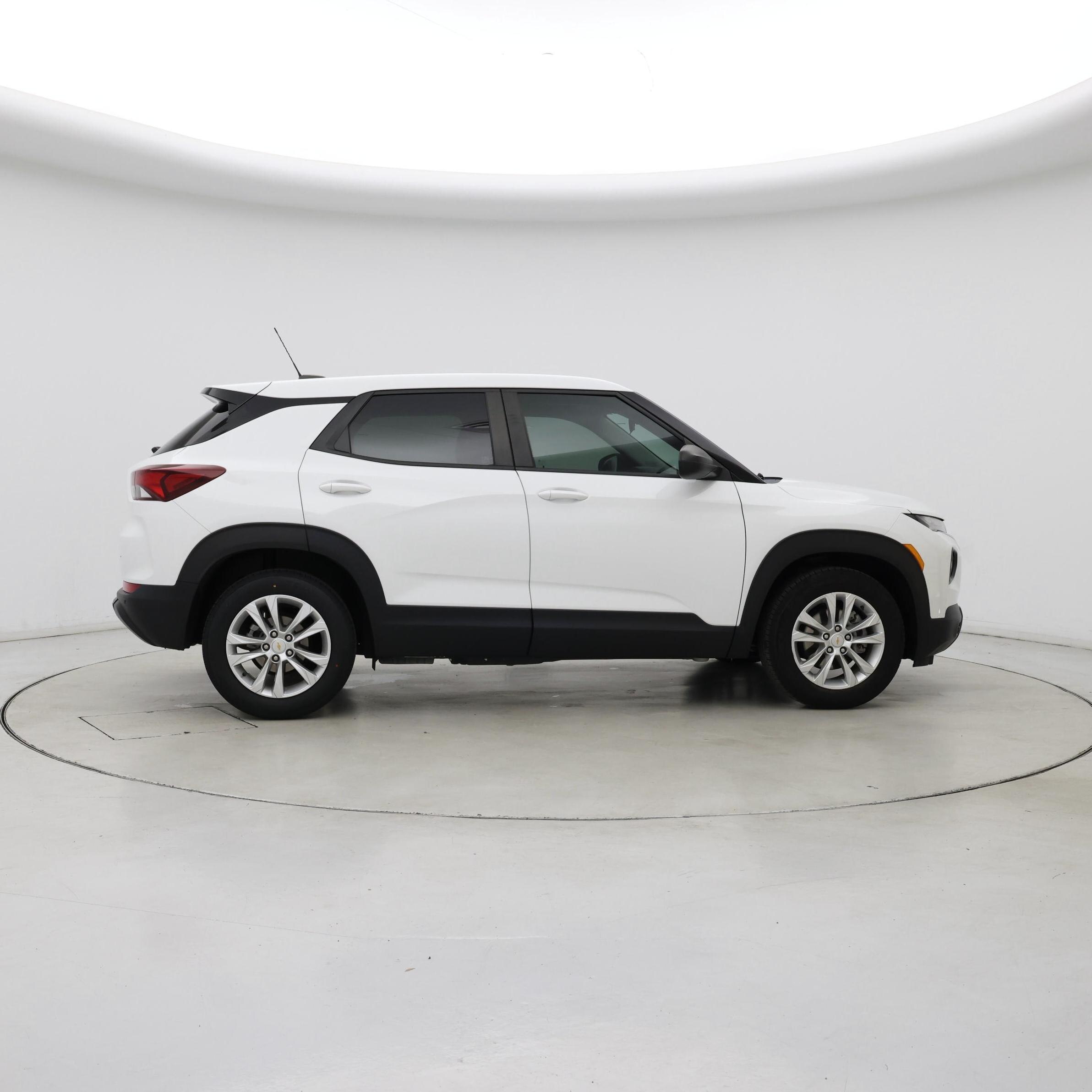 Thumbnail: 2023 Chevrolet TrailBlazer - 7