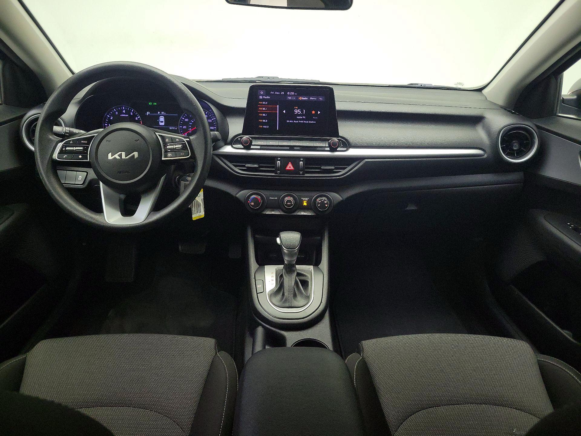 Thumbnail: 2023 Kia Forte - 9