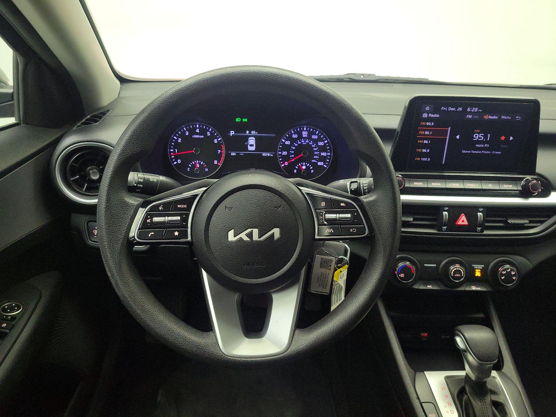 Thumbnail: 2023 Kia Forte - 10