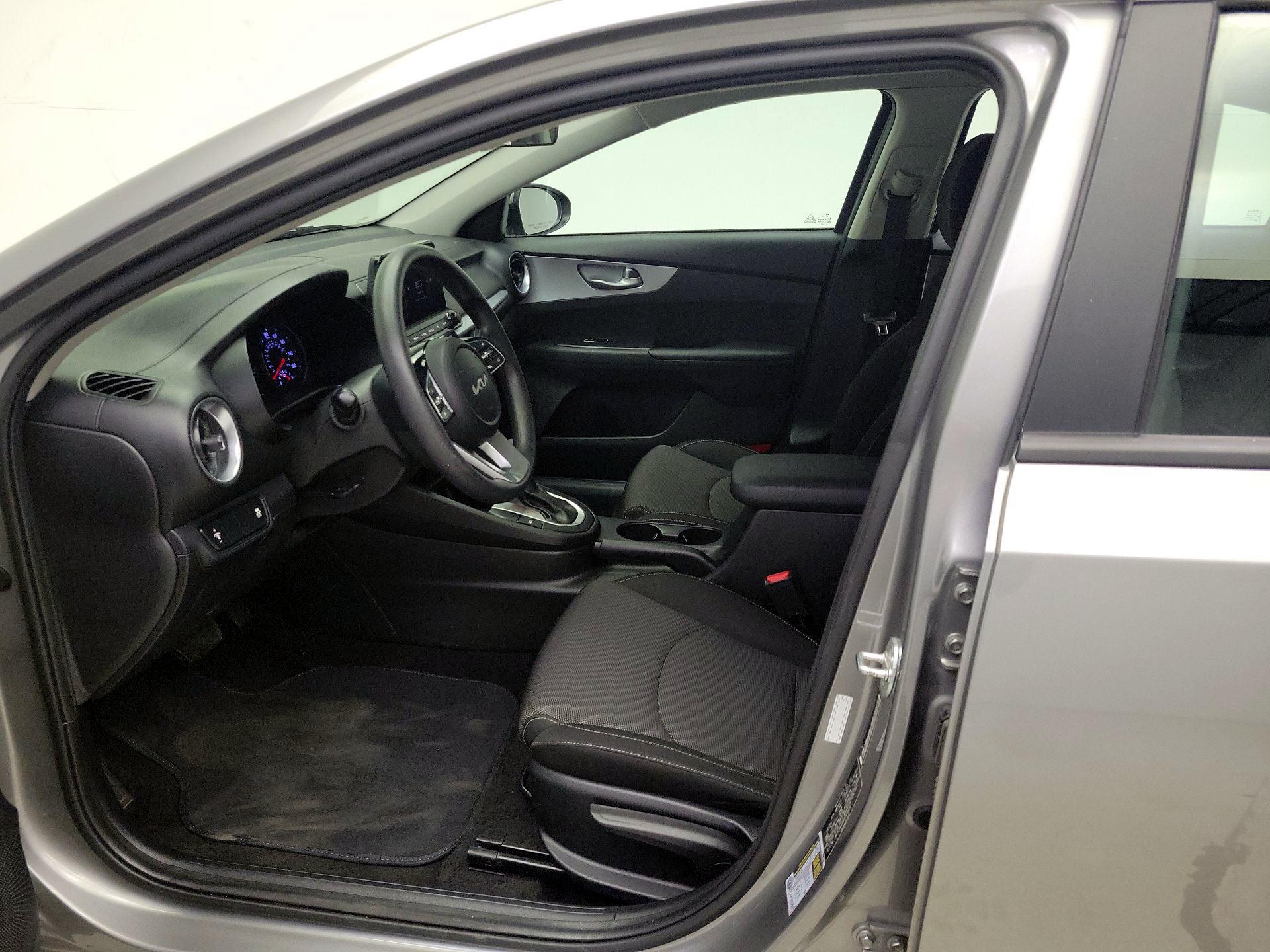 Thumbnail: 2023 Kia Forte - 11