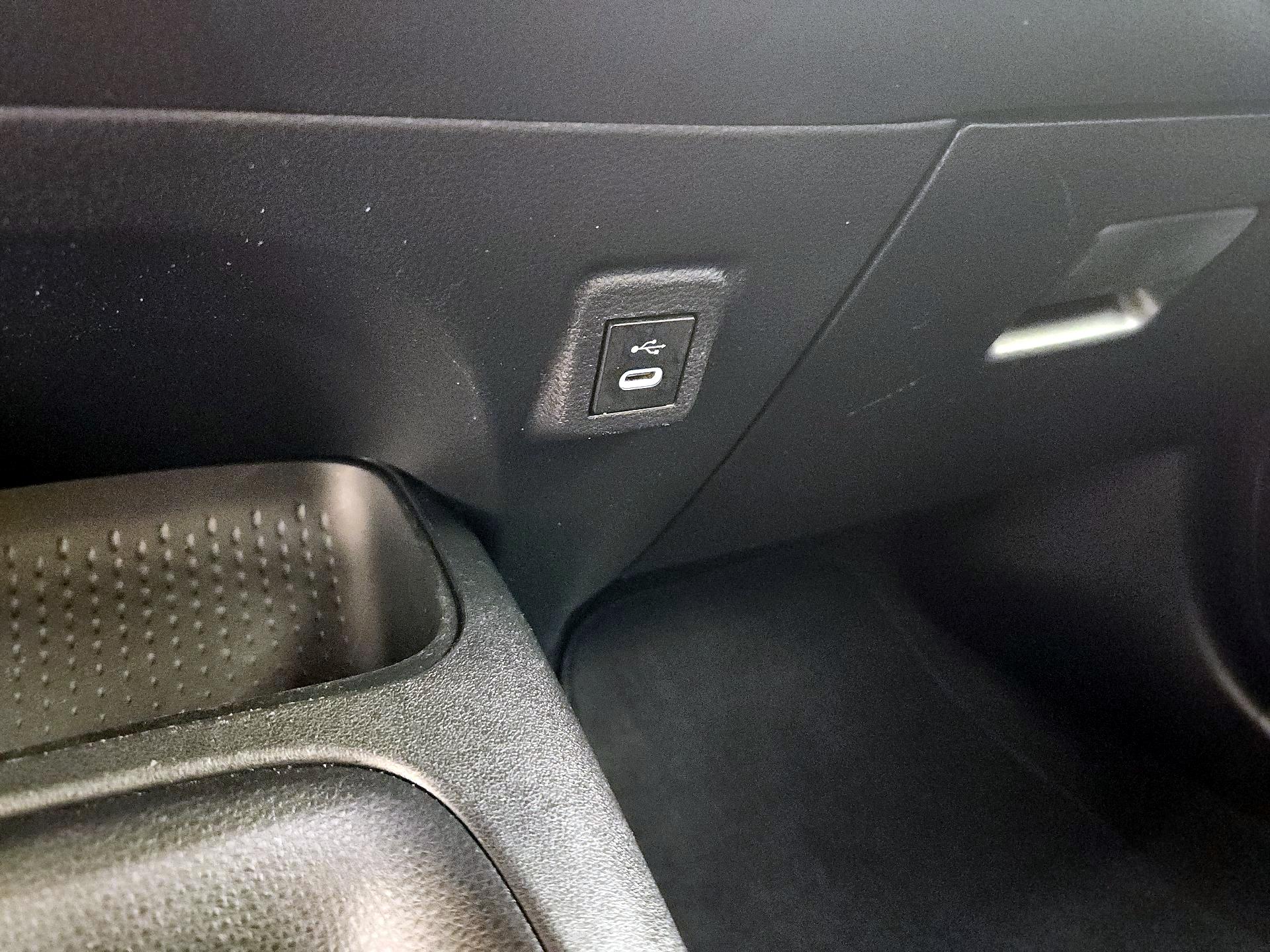 Thumbnail: 2024 Toyota Corolla - 18