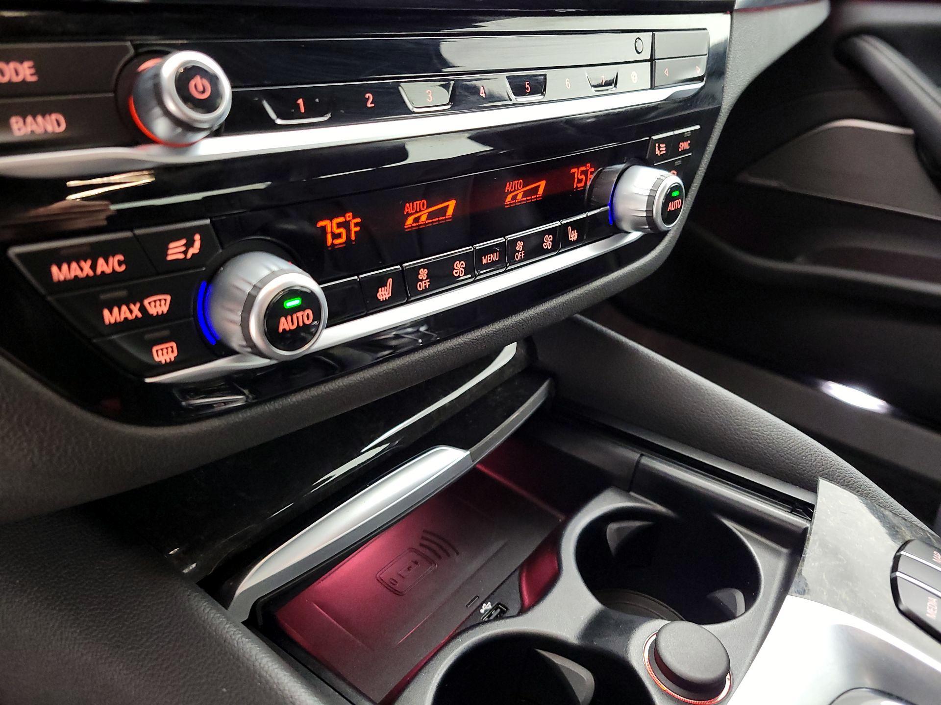 Thumbnail: 2023 BMW 5 Series - 9