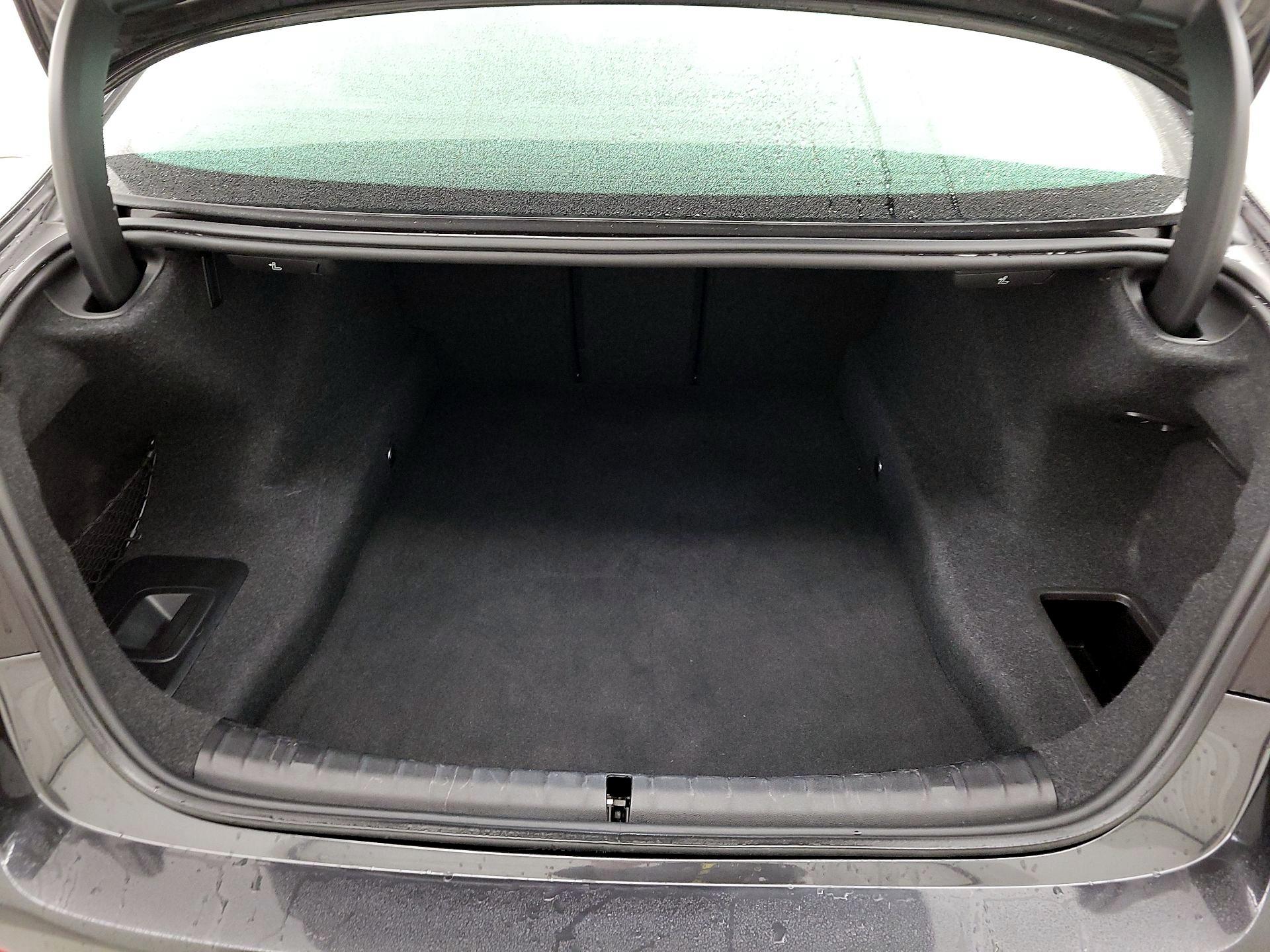 Thumbnail: 2023 BMW 5 Series - 12