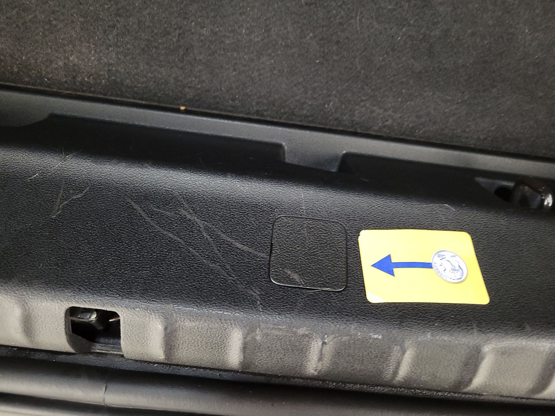 Thumbnail: 2023 BMW 5 Series - 15