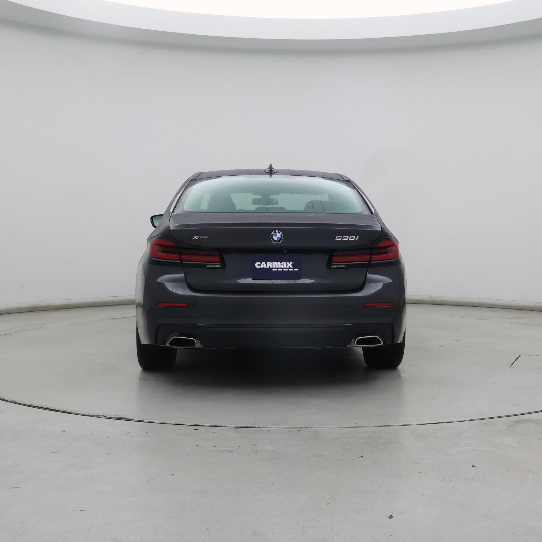 Thumbnail: 2023 BMW 5 Series - 6