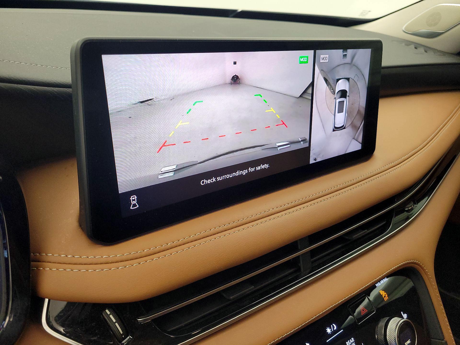 Thumbnail: 2023 INFINITI QX60 - 15