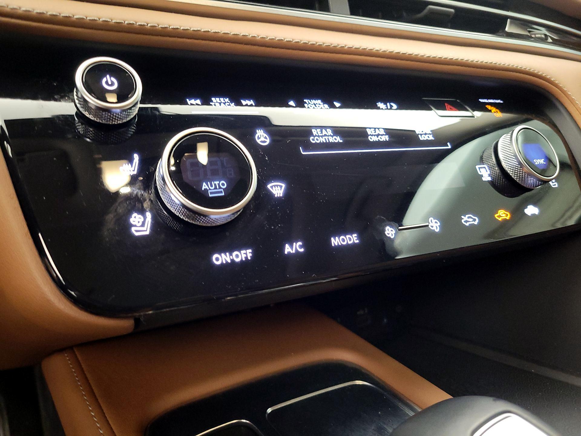 Thumbnail: 2023 INFINITI QX60 - 17