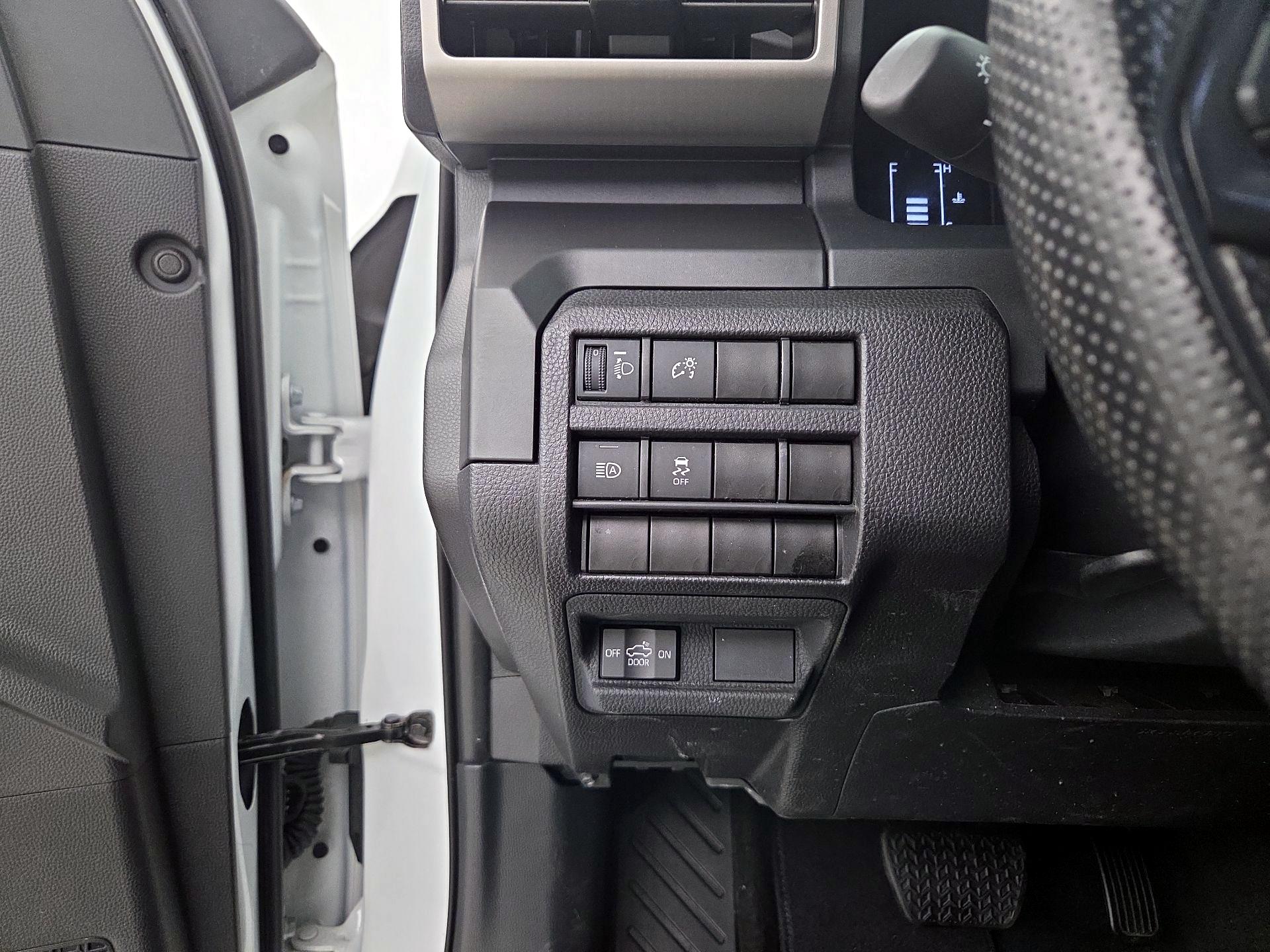 Thumbnail: 2024 Toyota Tacoma - 13