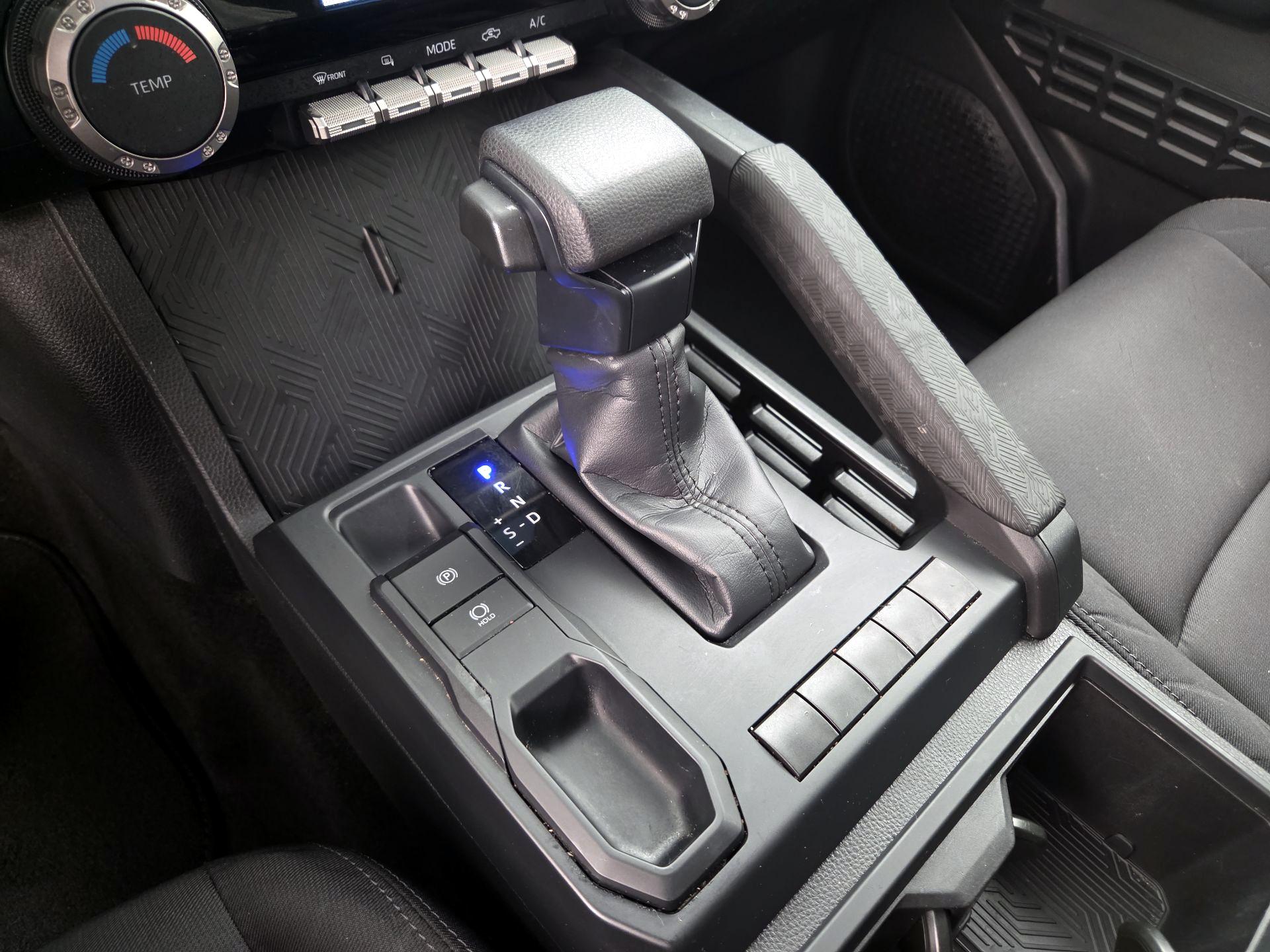 Thumbnail: 2024 Toyota Tacoma - 17