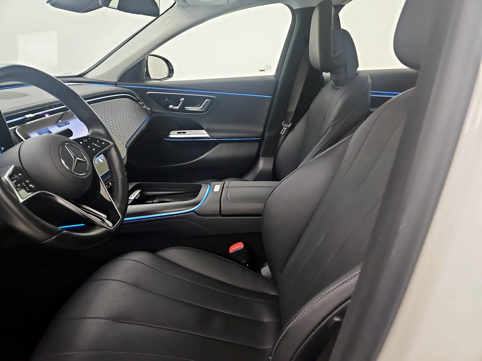 Thumbnail: 2025 Mercedes-Benz E-Class - 11