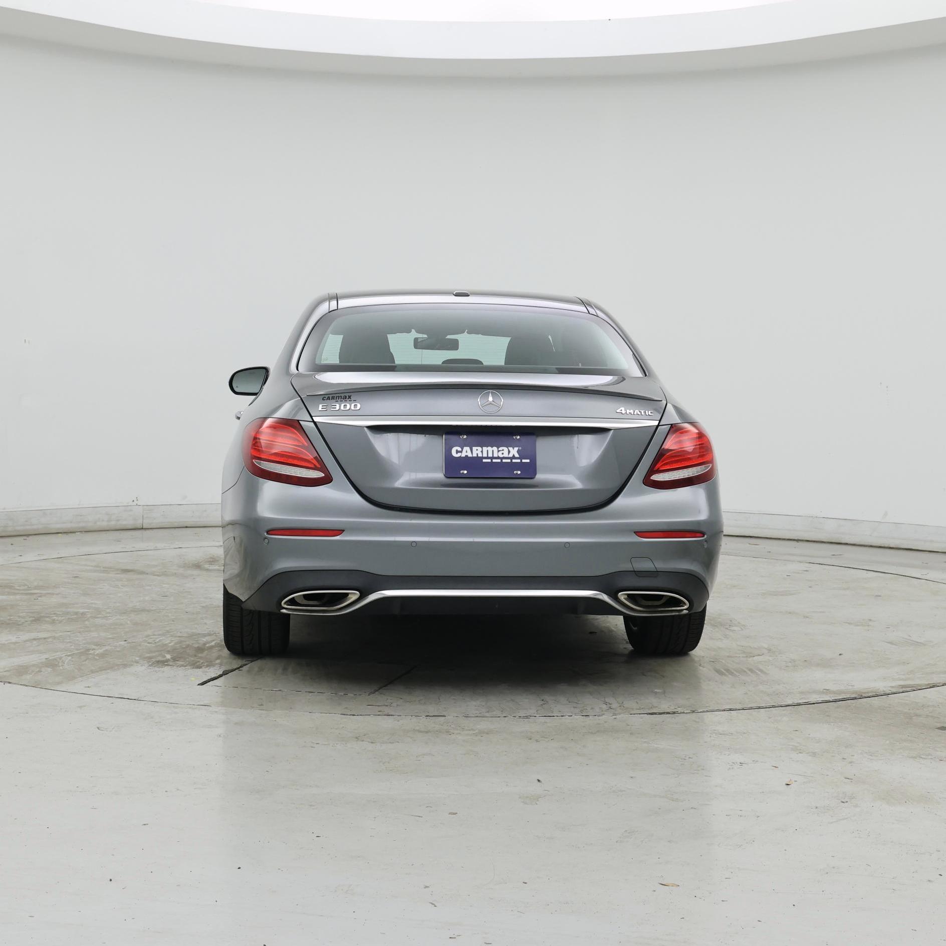 Thumbnail: 2017 Mercedes-Benz E-Class - 6