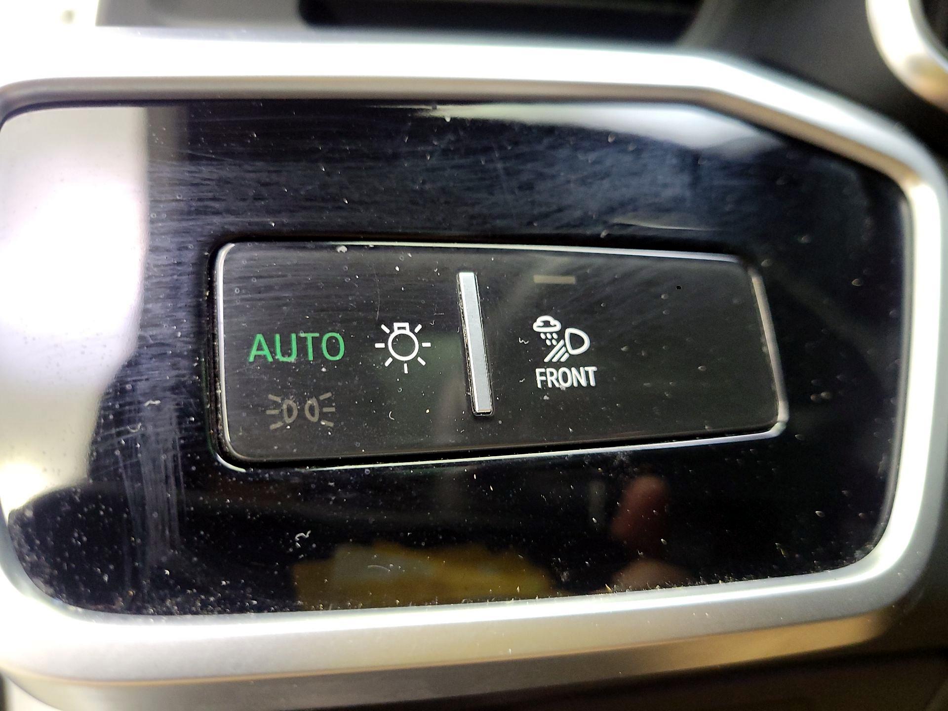 Thumbnail: 2023 Audi S6 - 13