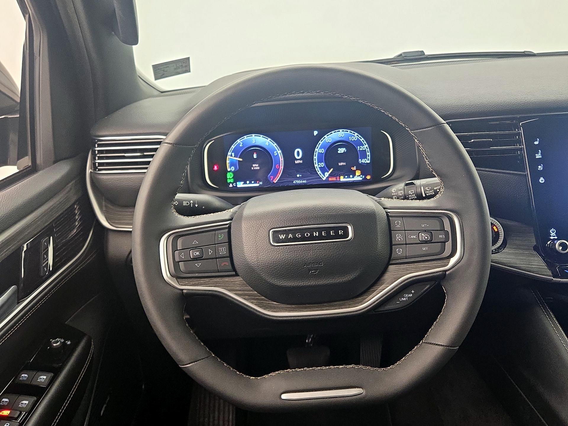 Thumbnail: 2024 Jeep Wagoneer - 10