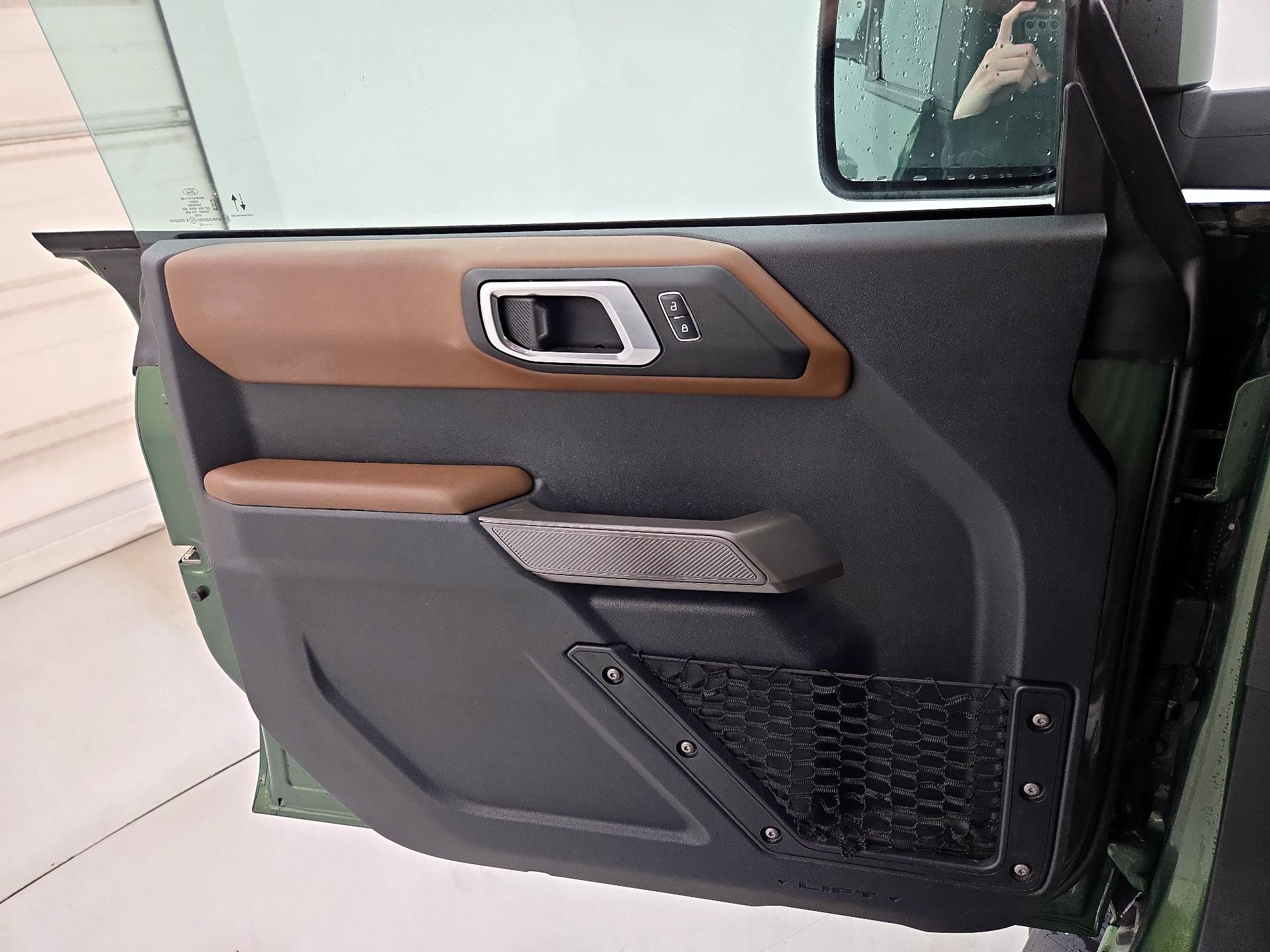 Thumbnail: 2022 Ford Bronco - 12