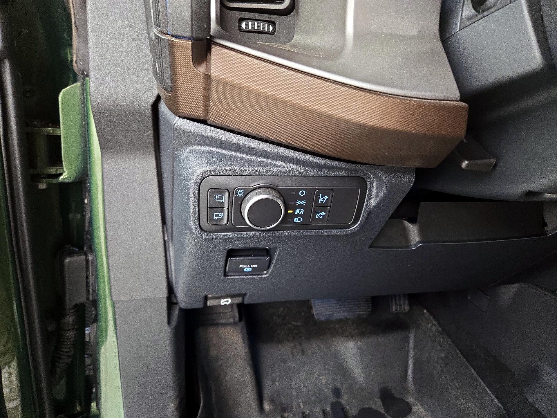 Thumbnail: 2022 Ford Bronco - 13