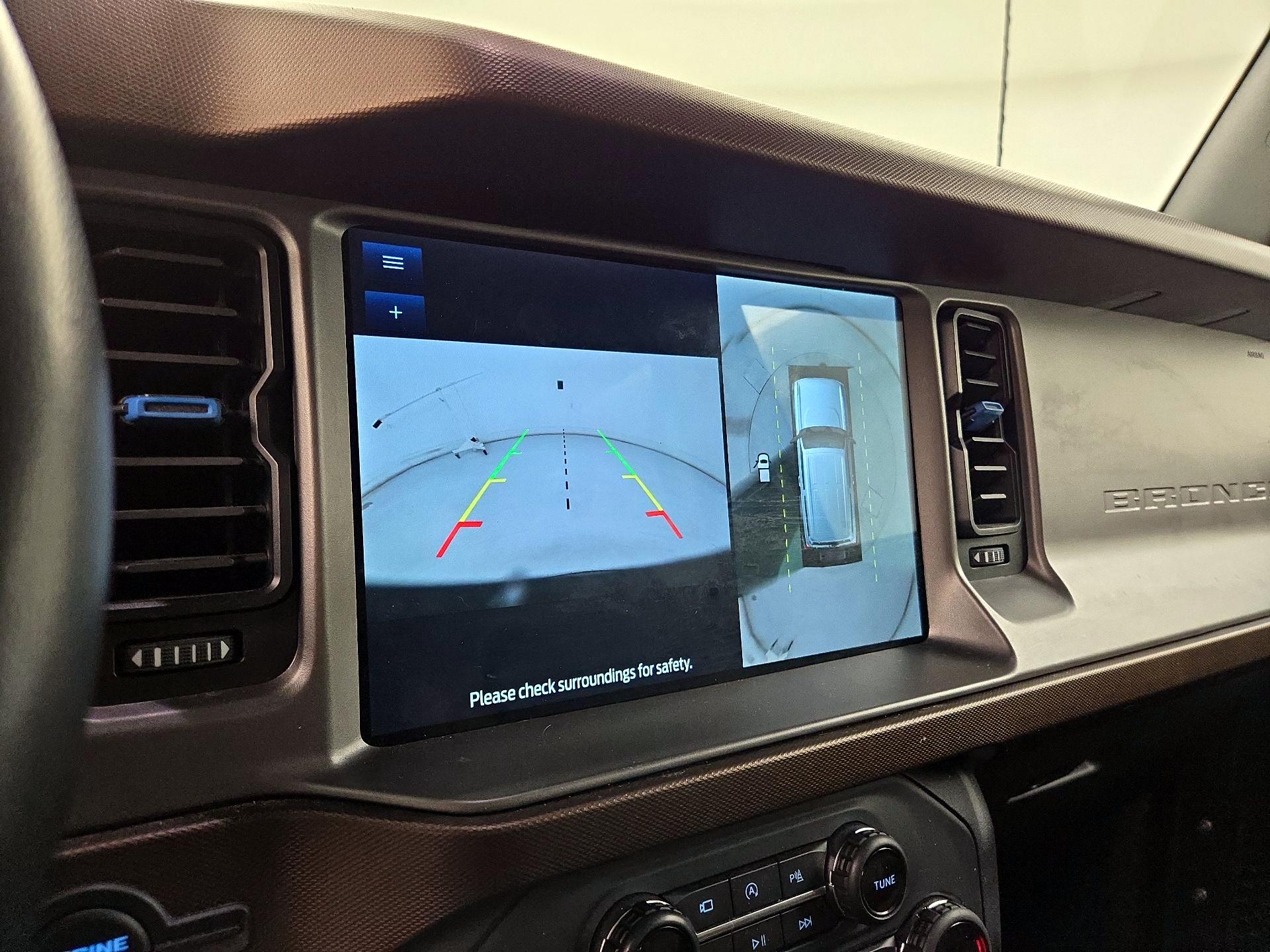 Thumbnail: 2022 Ford Bronco - 15