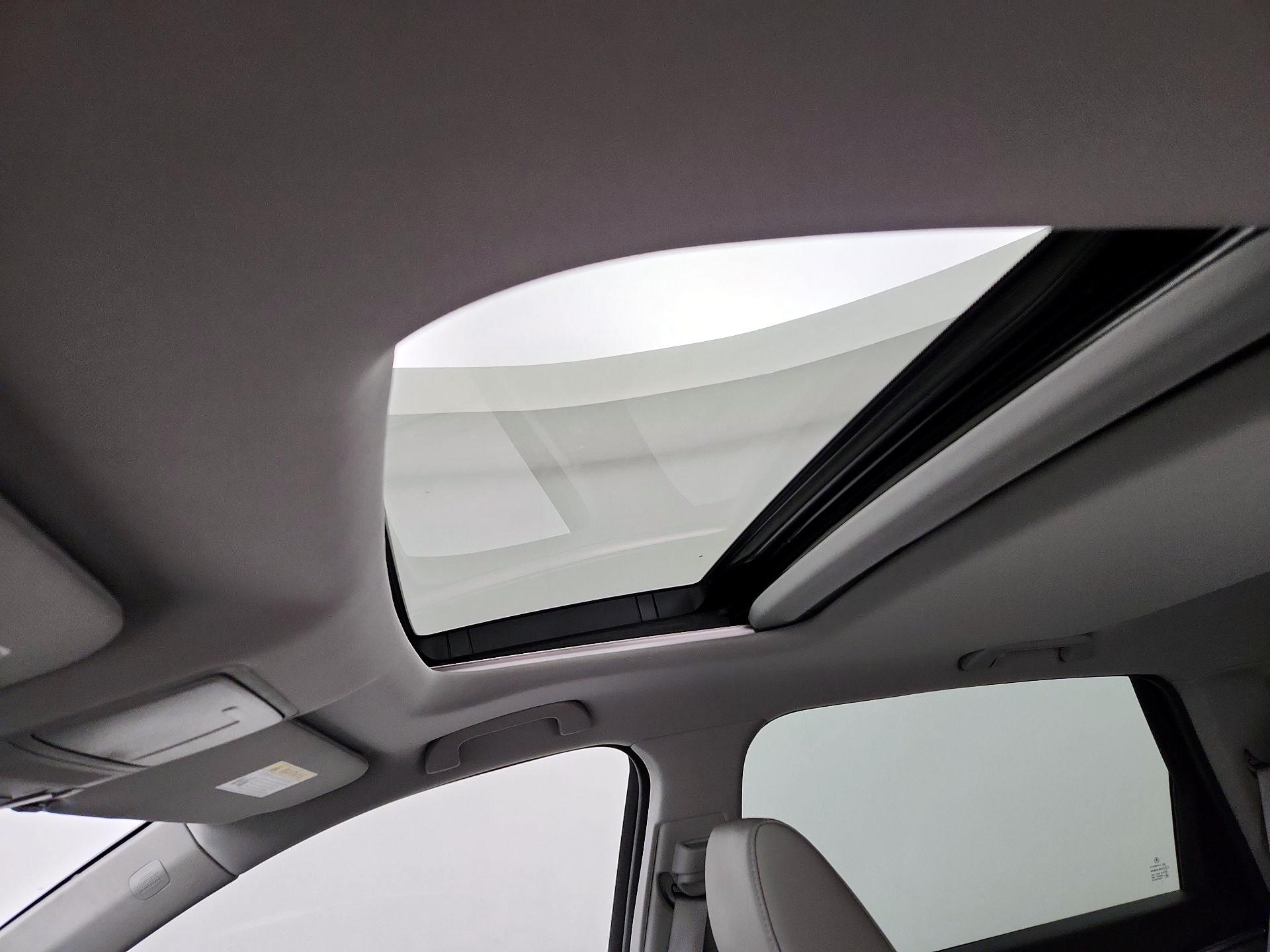 Thumbnail: 2020 Acura MDX - 19