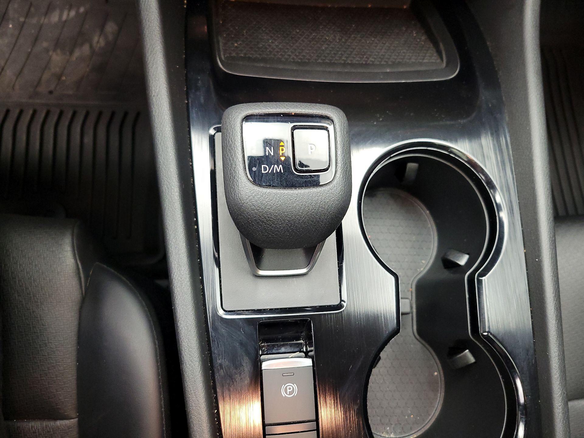 Thumbnail: 2023 Nissan Rogue - 17