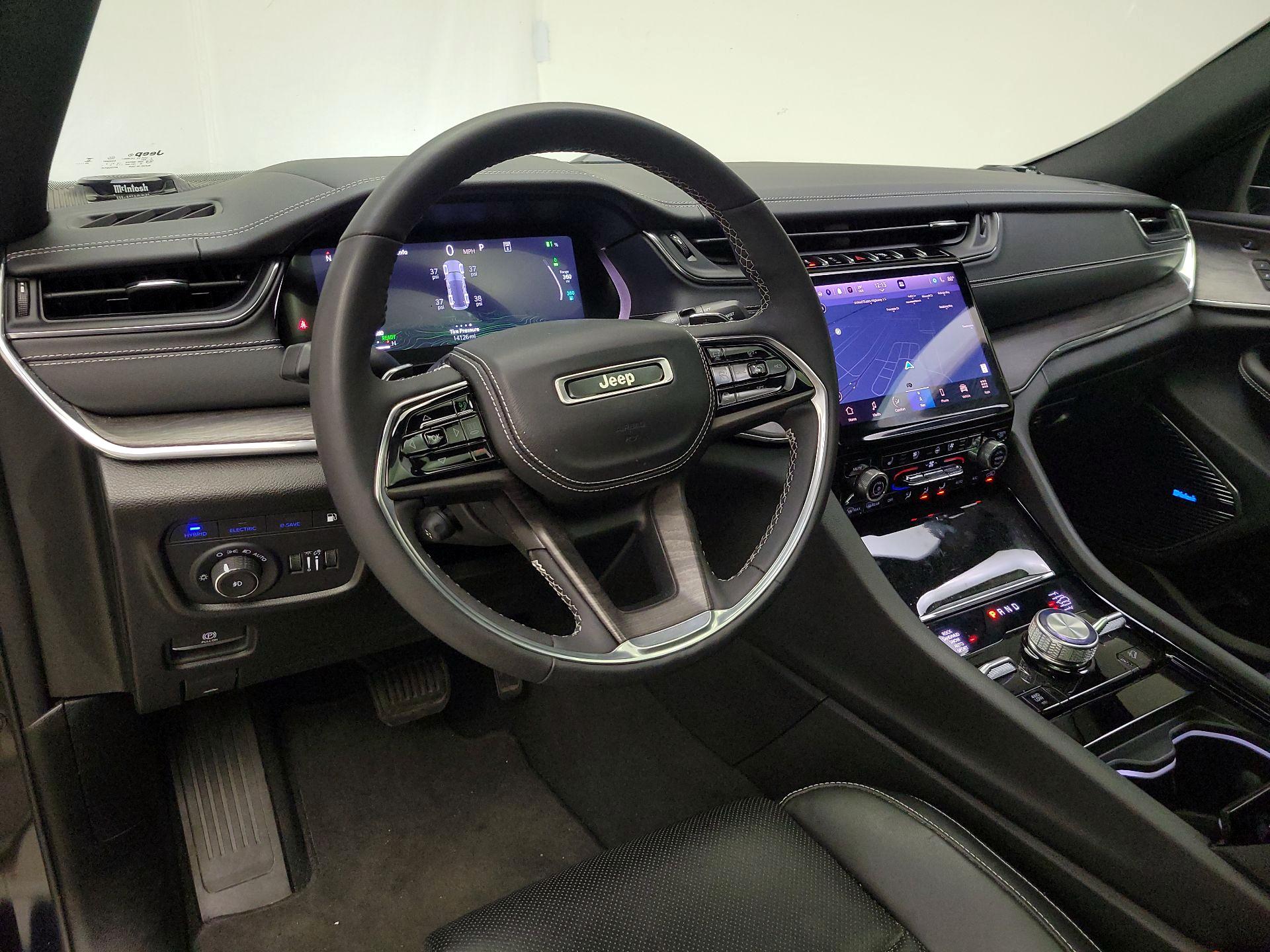 Thumbnail: 2024 Jeep Grand Cherokee - 9