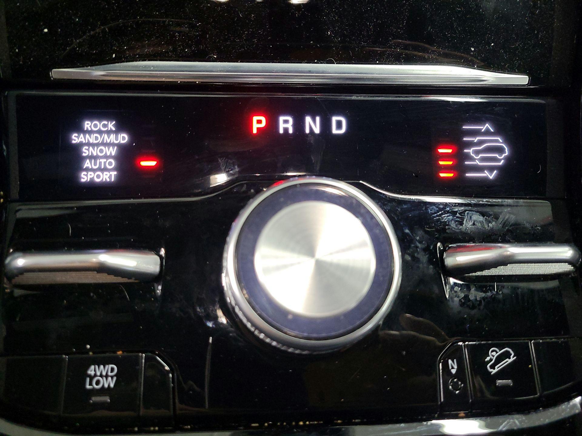 Thumbnail: 2024 Jeep Grand Cherokee - 18