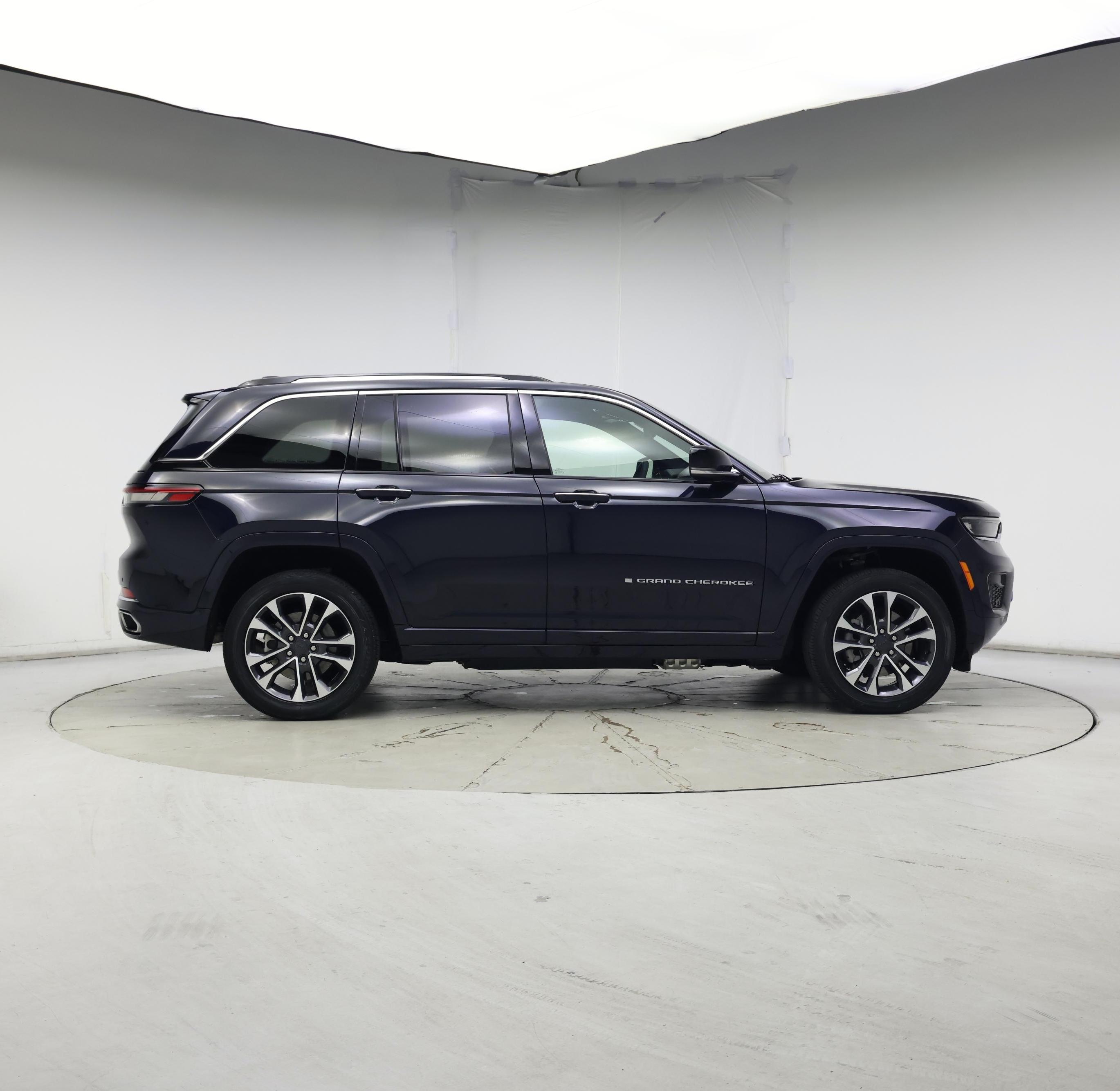 Thumbnail: 2024 Jeep Grand Cherokee - 7