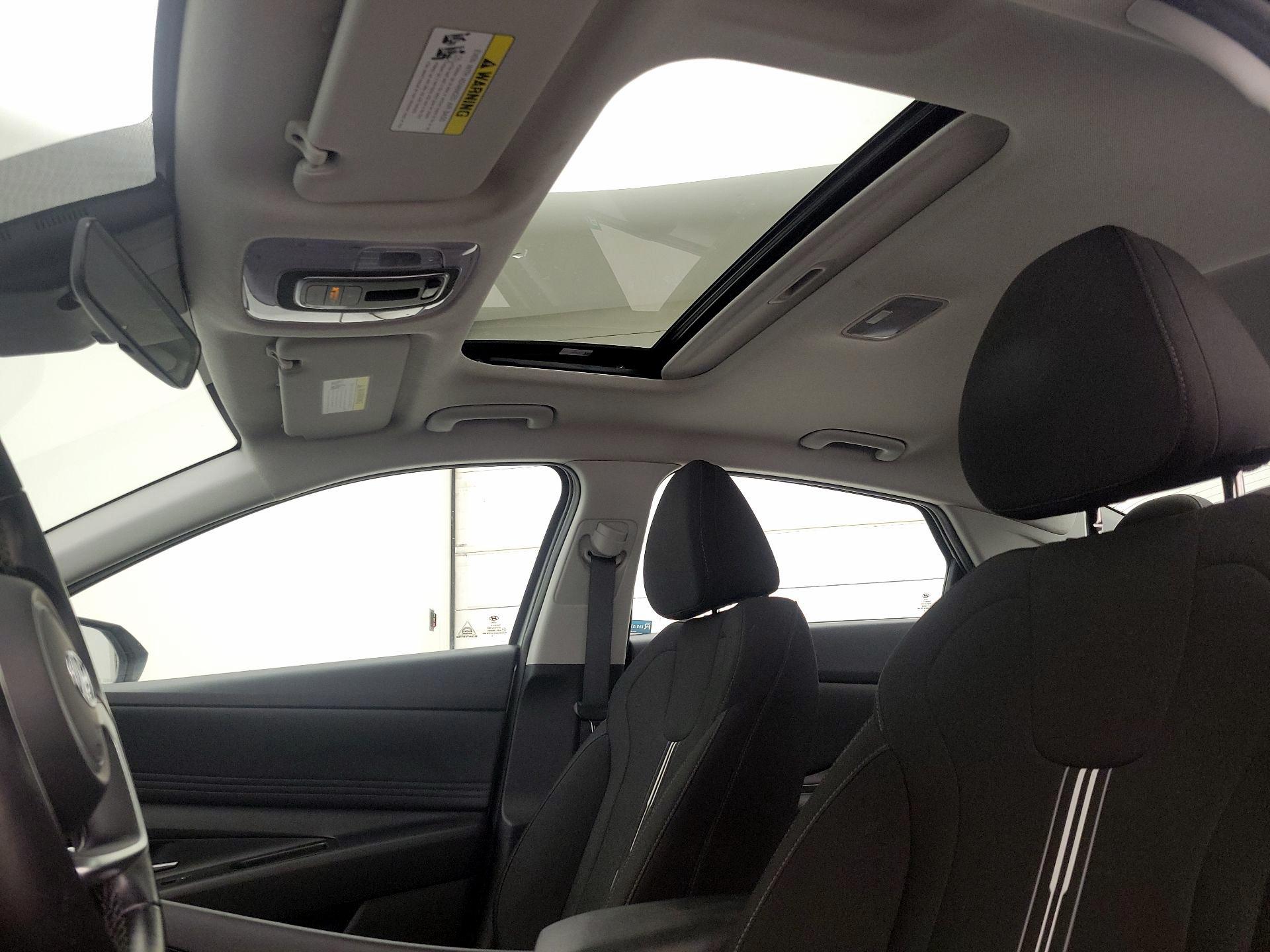 Thumbnail: 2021 Hyundai Elantra - 19