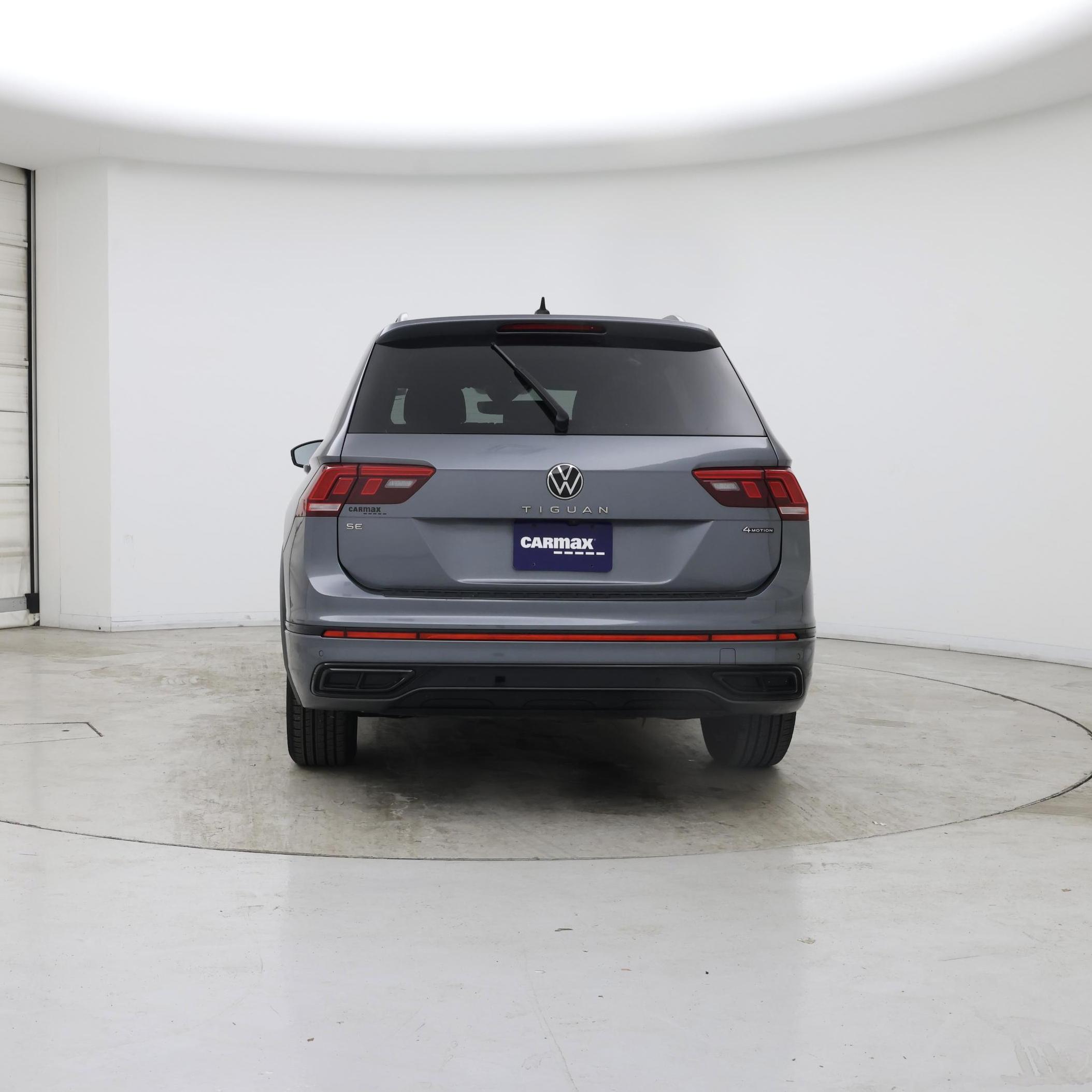 Thumbnail: 2022 Volkswagen Tiguan - 6