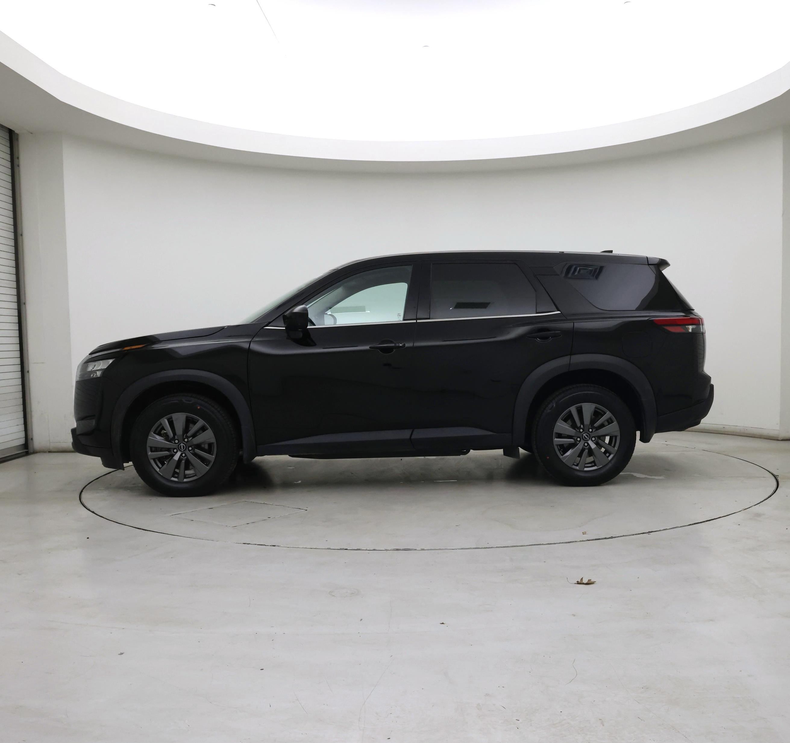 Thumbnail: 2024 Nissan Pathfinder - 3