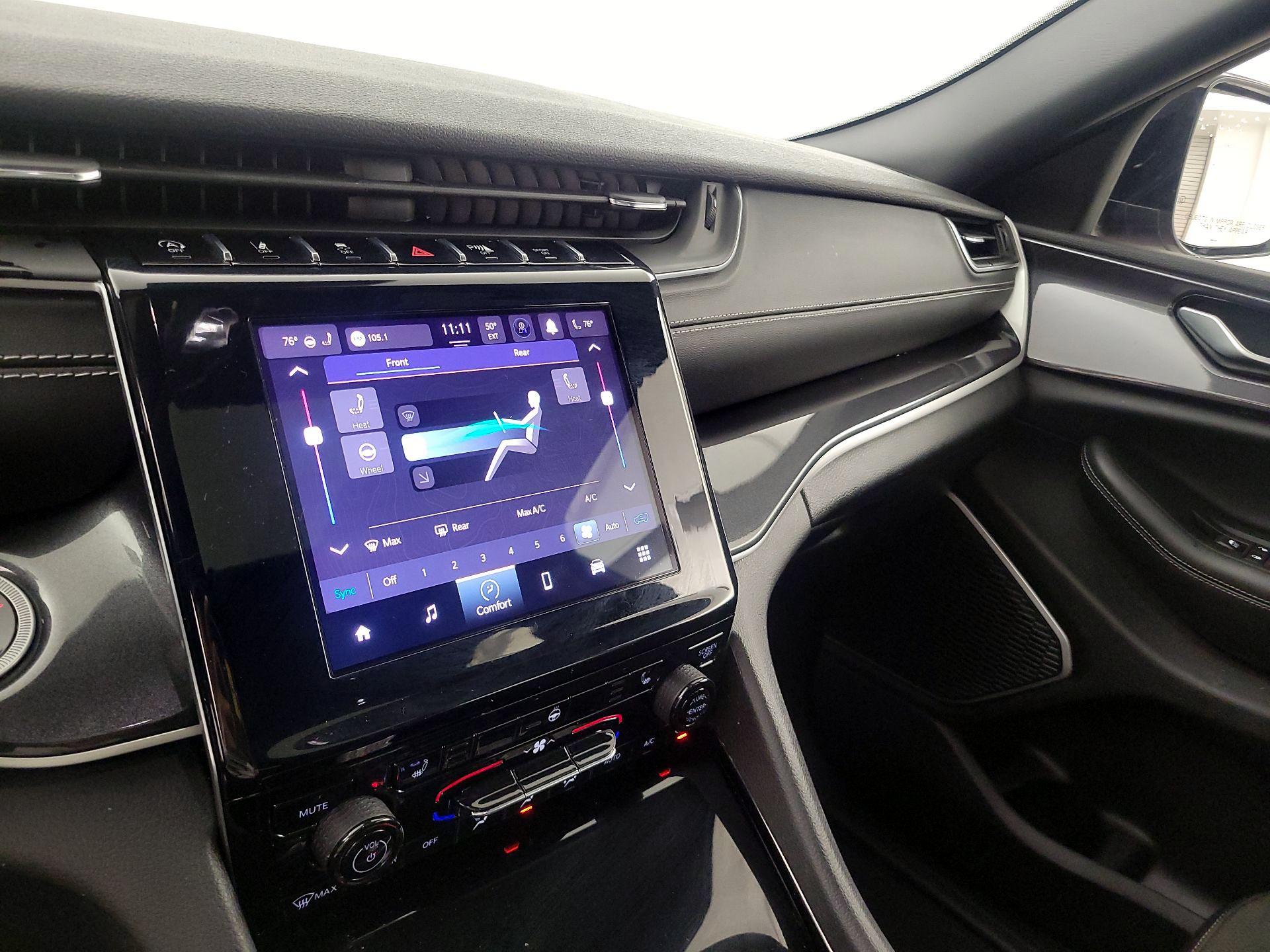 Thumbnail: 2021 Jeep Grand Cherokee L - 16