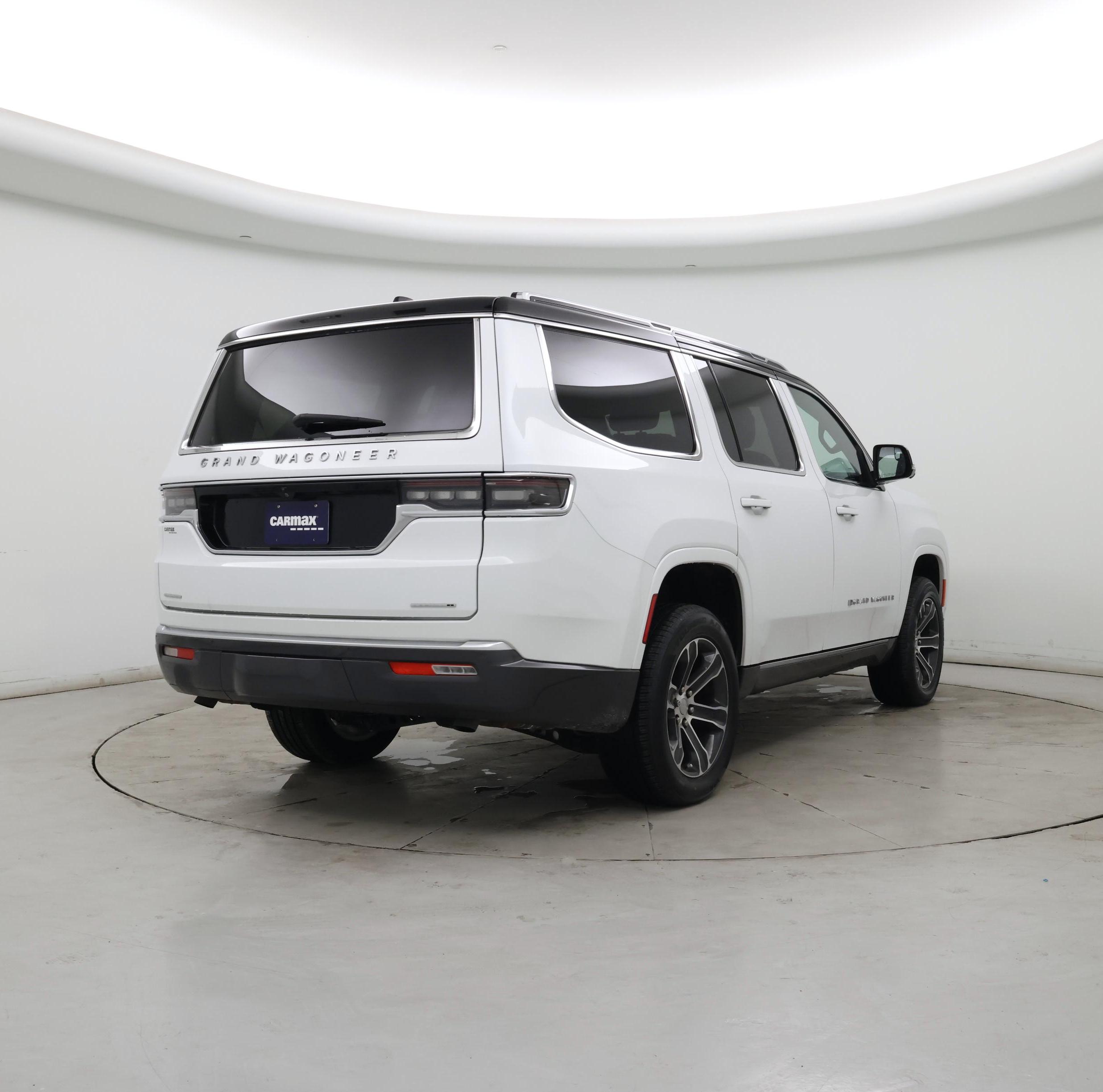 Thumbnail: 2022 Jeep Grand Wagoneer - 8