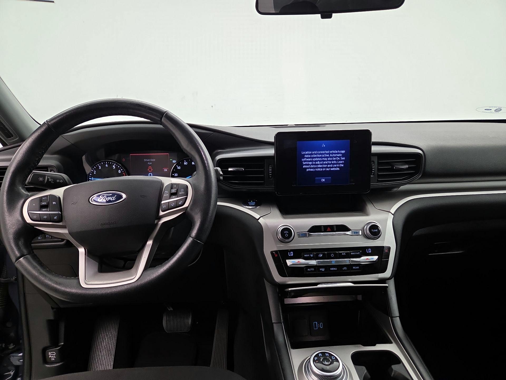 Thumbnail: 2021 Ford Explorer - 9