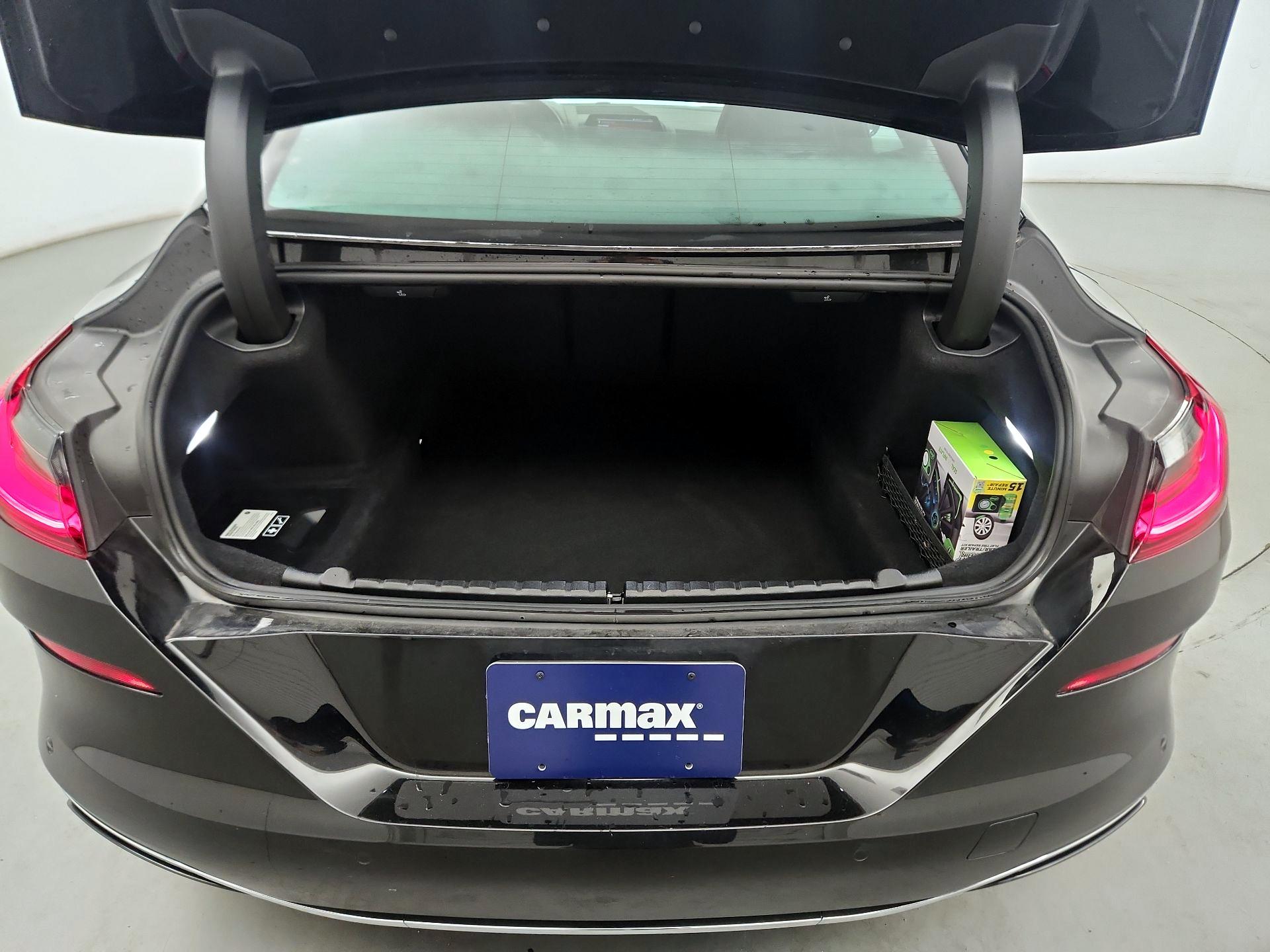 Thumbnail: 2021 BMW 8 Series - 20