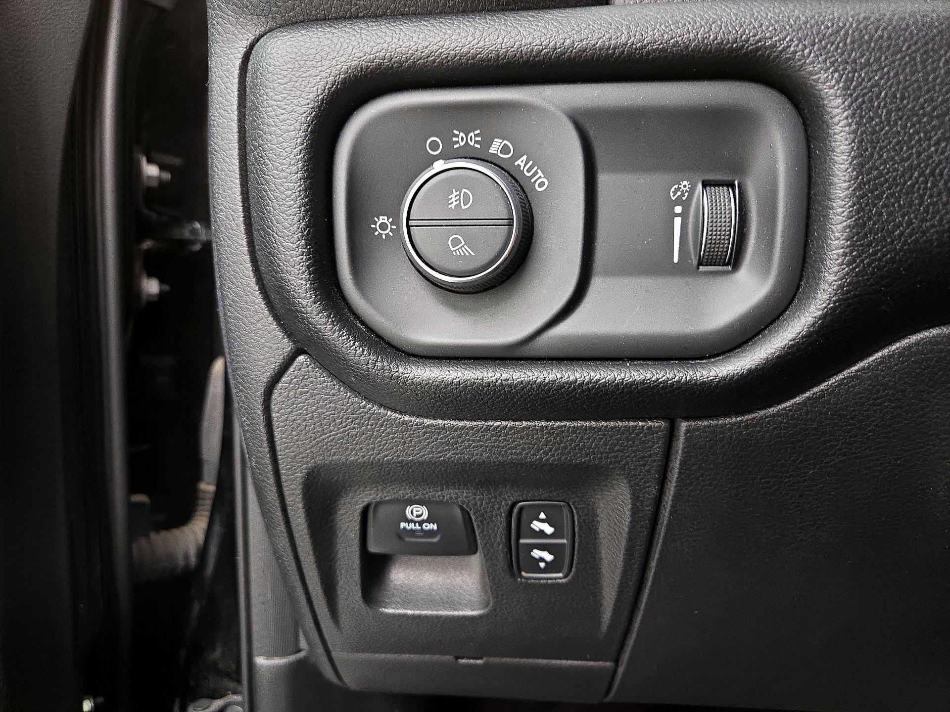 Thumbnail: 2022 RAM 1500 - 13