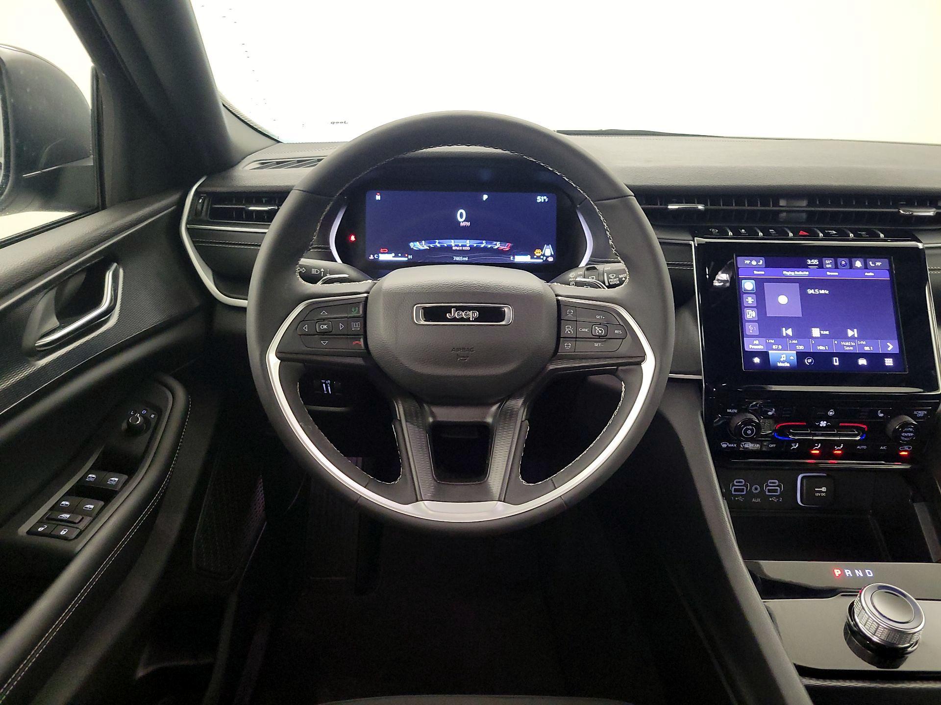 Thumbnail: 2024 Jeep Grand Cherokee - 10