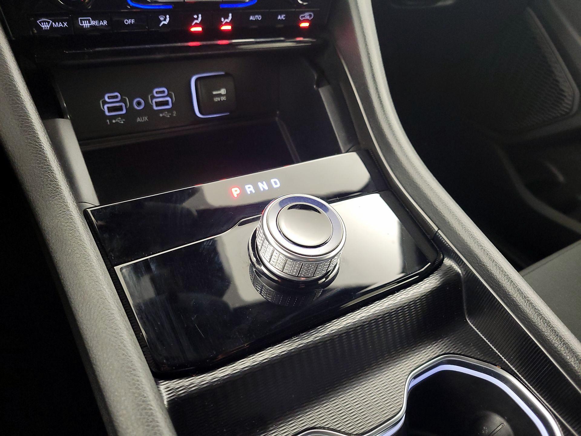 Thumbnail: 2024 Jeep Grand Cherokee - 17